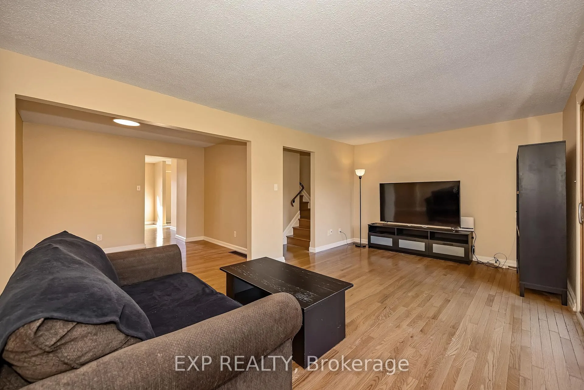Photo 5 of Unit 111, 860 Cahill Drive W, Ottawa, Hunt Club — HOMEH
