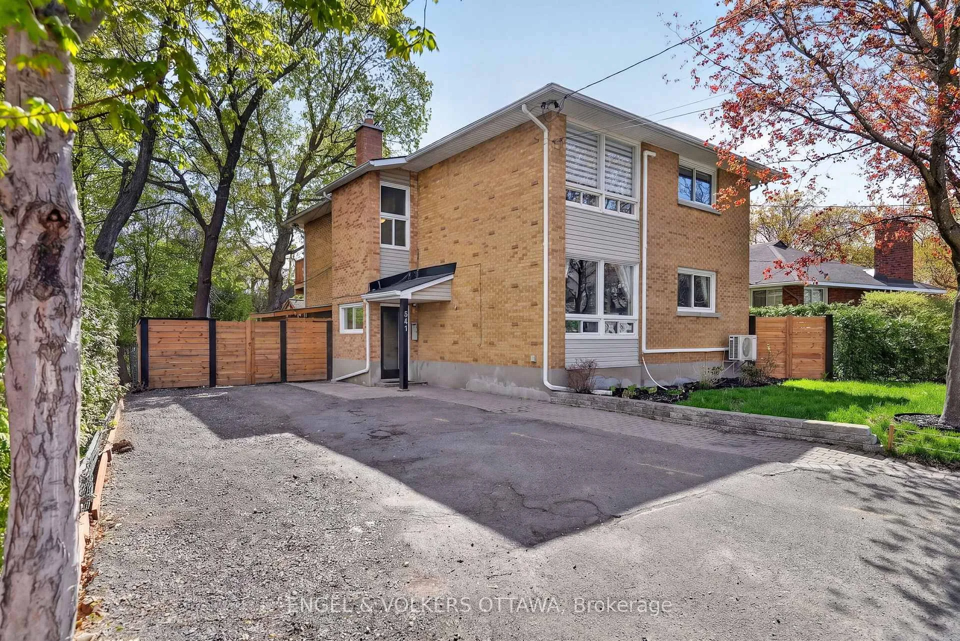 Photo 1 of Unit 3, 541 Evered Avenue, Ottawa, Westboro/Hampton Park — HOMEH