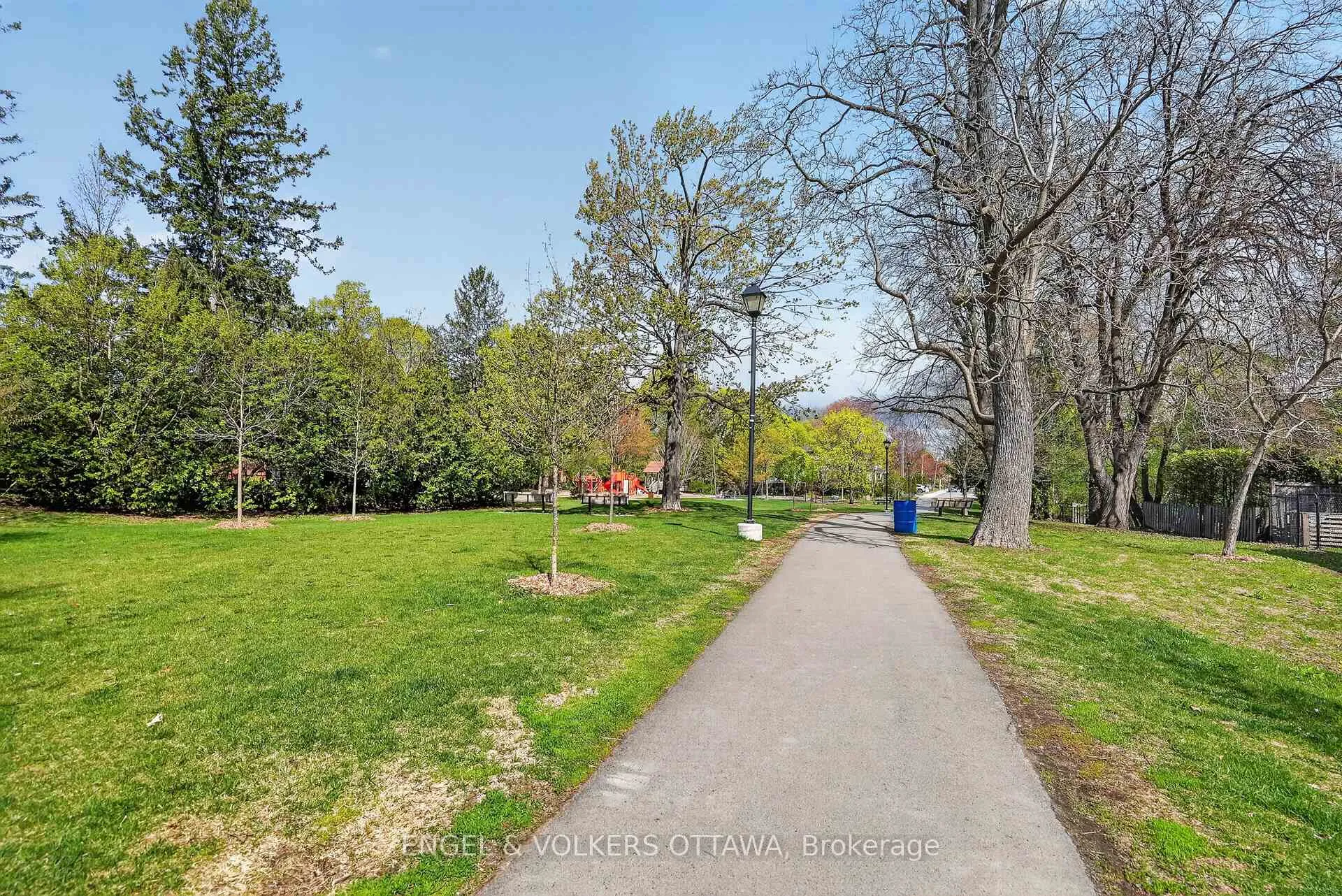 Photo 23 of Unit 3, 541 Evered Avenue, Ottawa, Westboro/Hampton Park — HOMEH