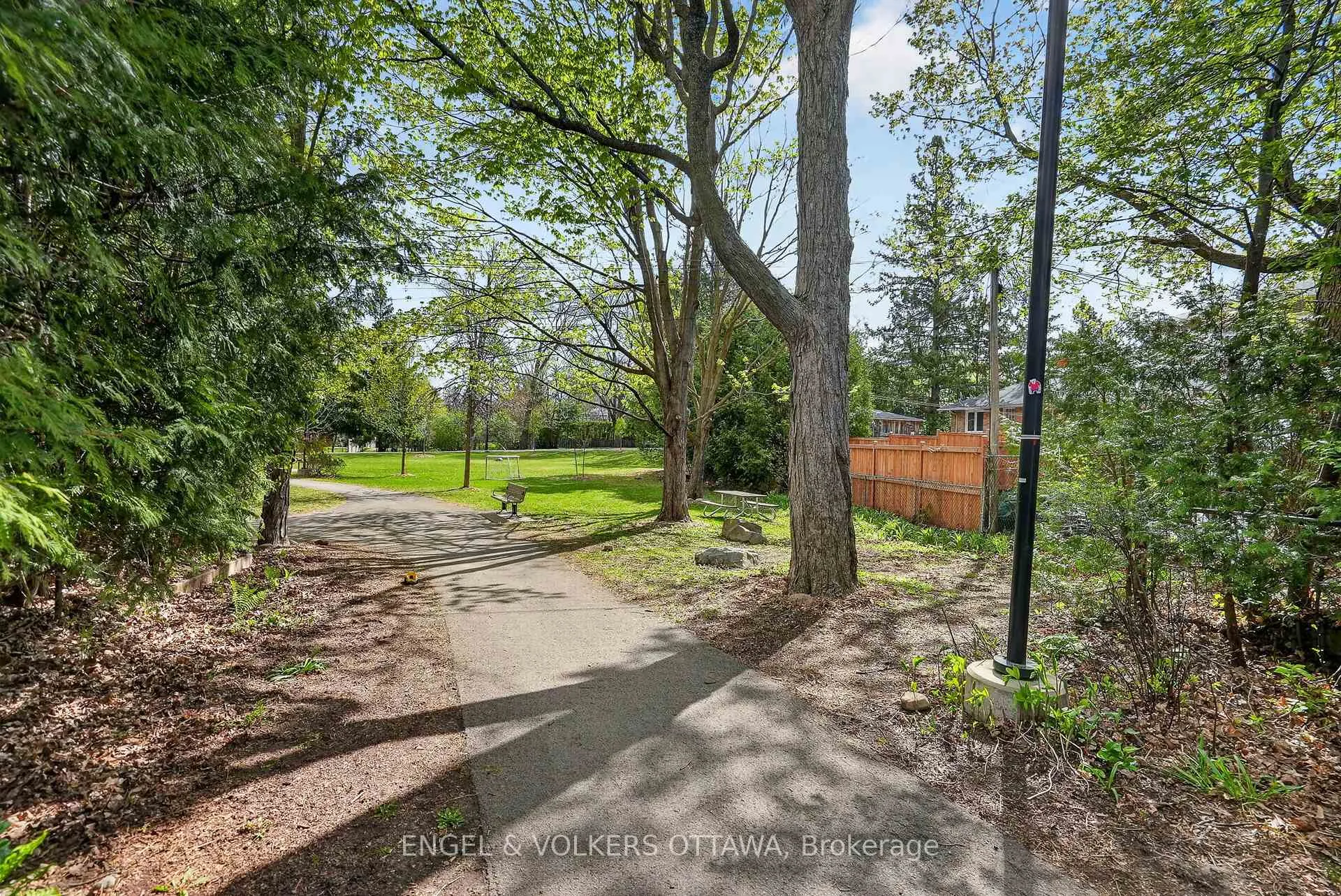 Photo 24 of Unit 3, 541 Evered Avenue, Ottawa, Westboro/Hampton Park — HOMEH