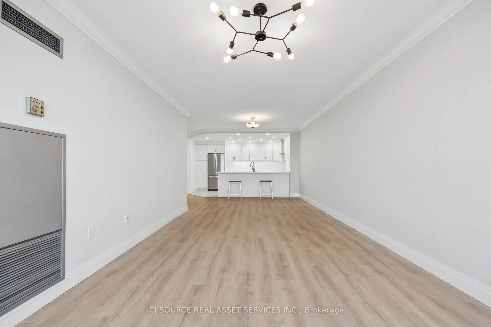 Photo 11 of Unit 1003, 7601 Bathurst Street, Vaughan, Crestwood-Springfarm-Yorkhill — HOMEH