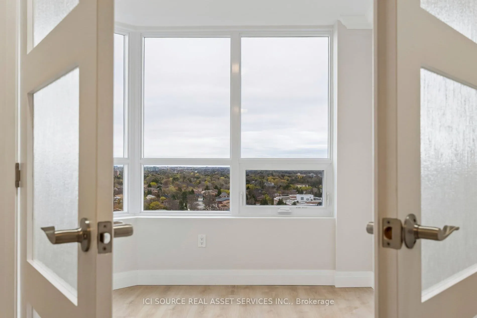 Photo 23 of Unit 1003, 7601 Bathurst Street, Vaughan, Crestwood-Springfarm-Yorkhill — HOMEH