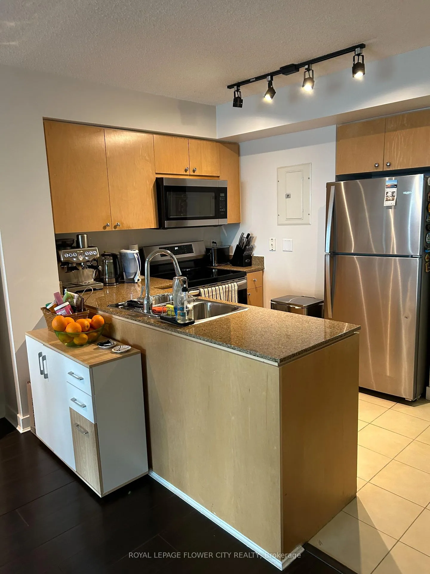 Photo 13 of Unit 2101, 373 Front Street, Toronto, Waterfront Communities — HOMEH