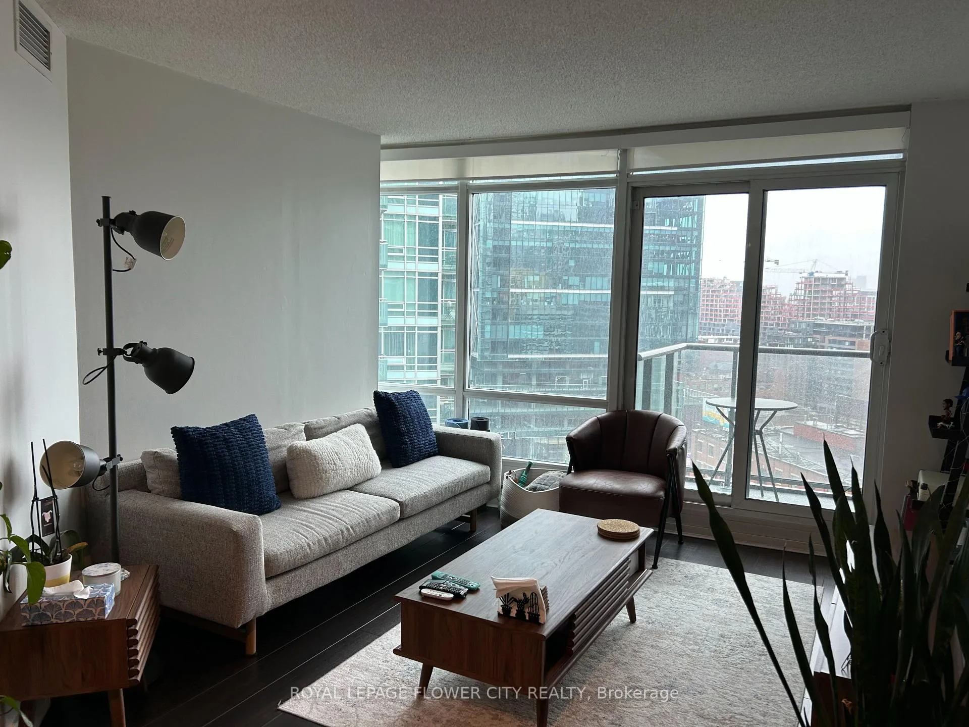 Photo 15 of Unit 2101, 373 Front Street, Toronto, Waterfront Communities — HOMEH