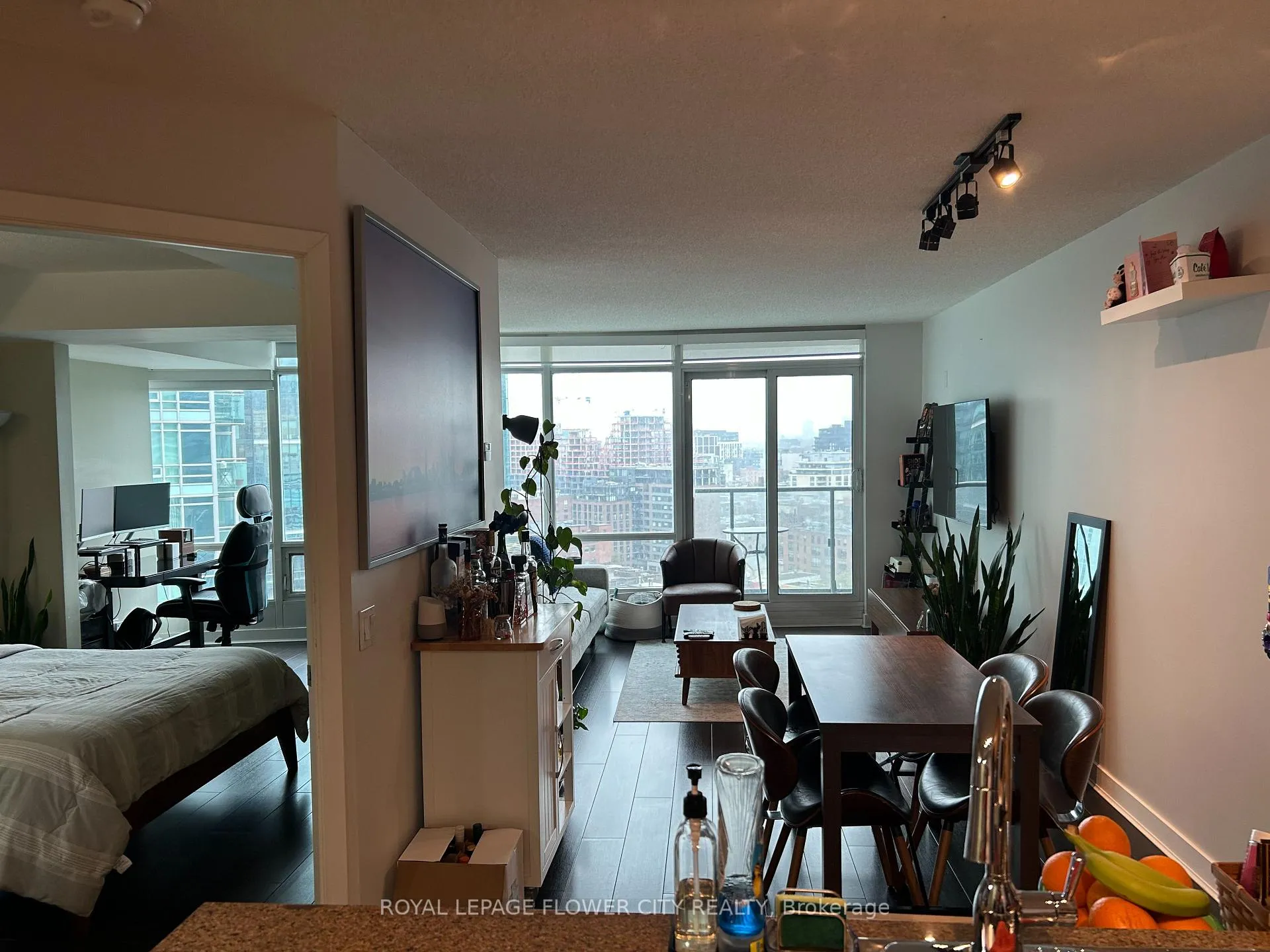 Photo 18 of Unit 2101, 373 Front Street, Toronto, Waterfront Communities — HOMEH