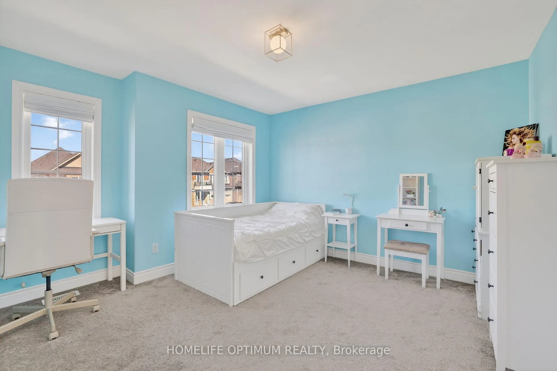 Photo 23 of 33 St Augustine Drive, Whitby, Brooklin — HOMEH