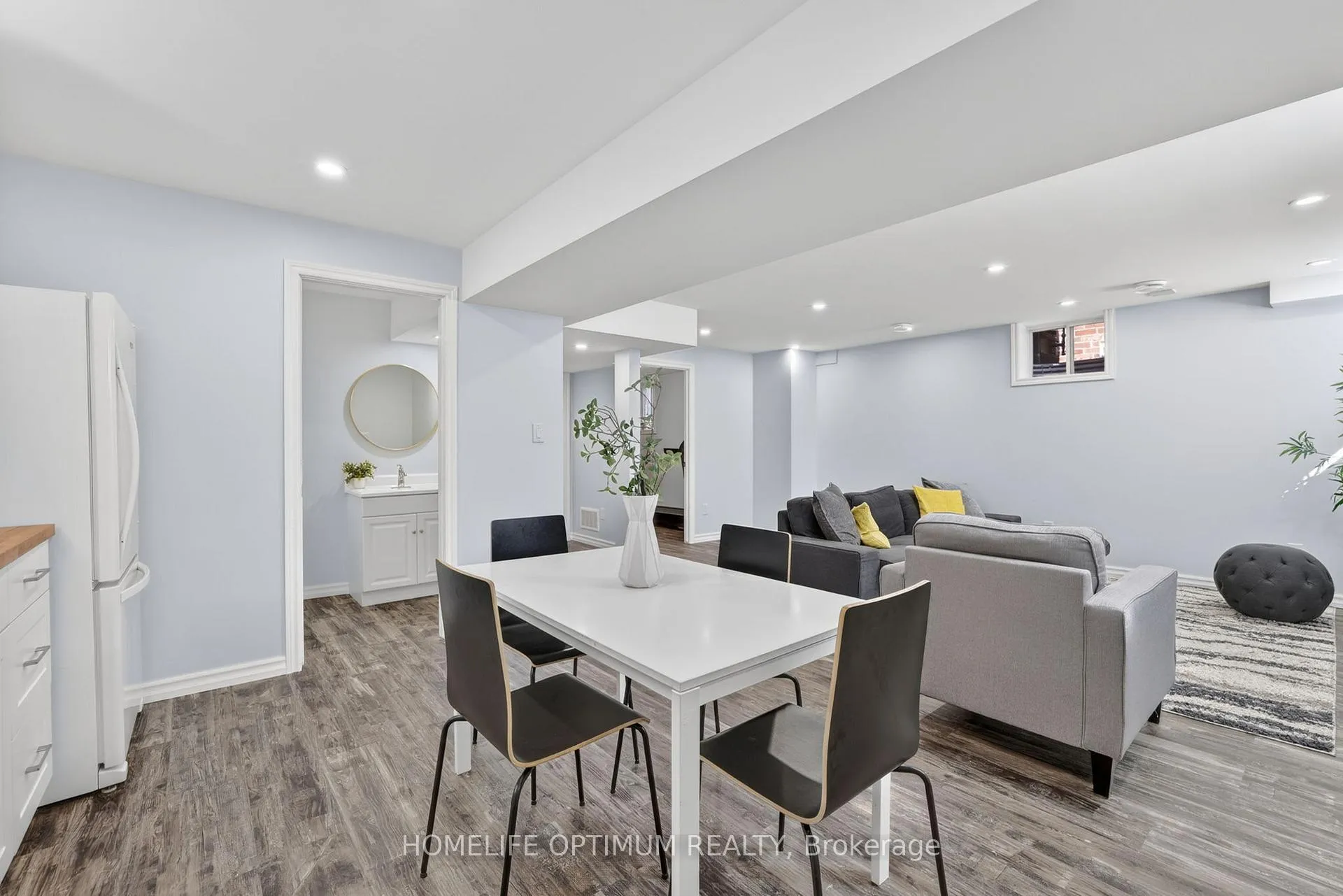 Photo 34 of 33 St Augustine Drive, Whitby, Brooklin — HOMEH