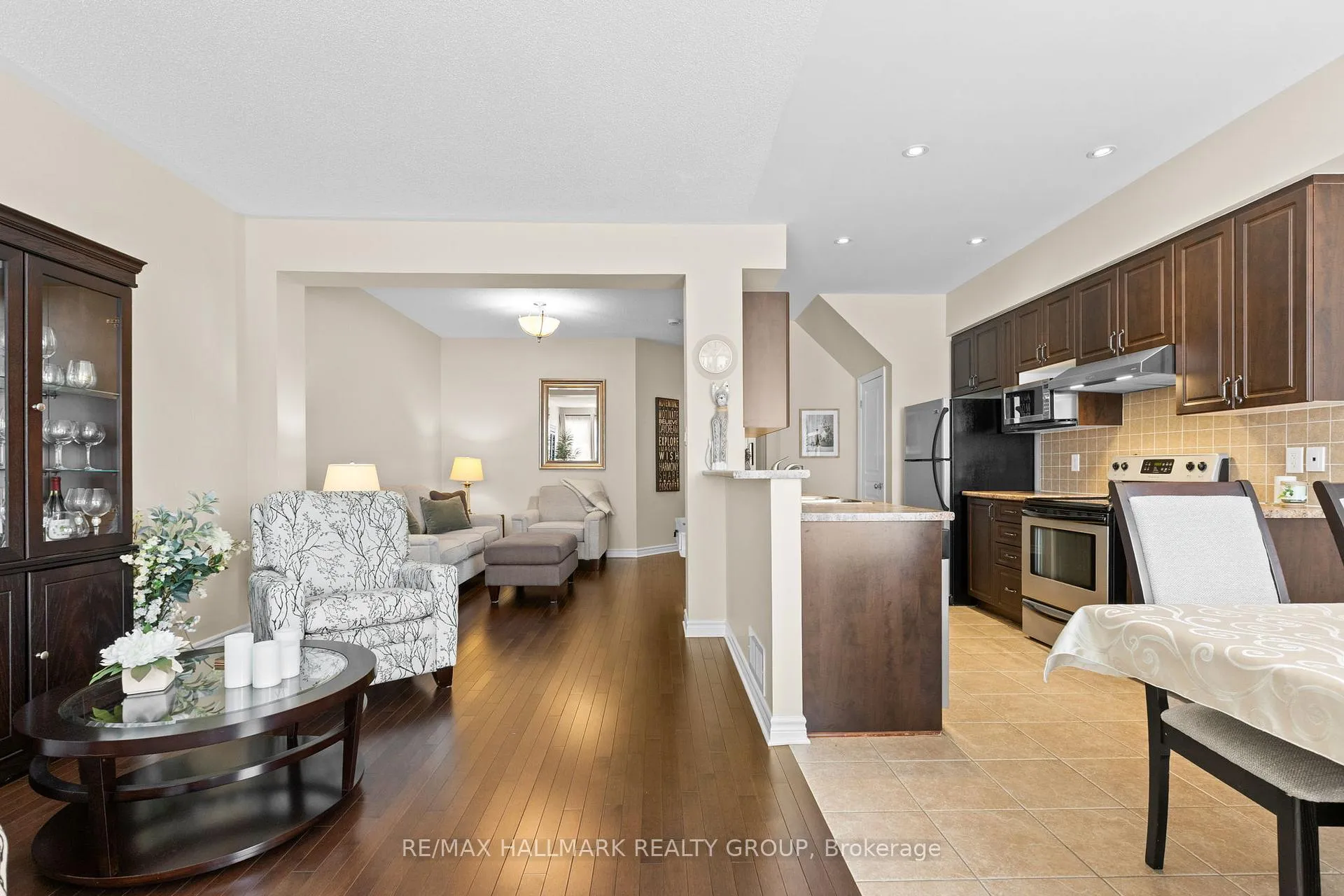Photo 10 of 415 Sultan Street, Ottawa, Springridge/East Village — HOMEH