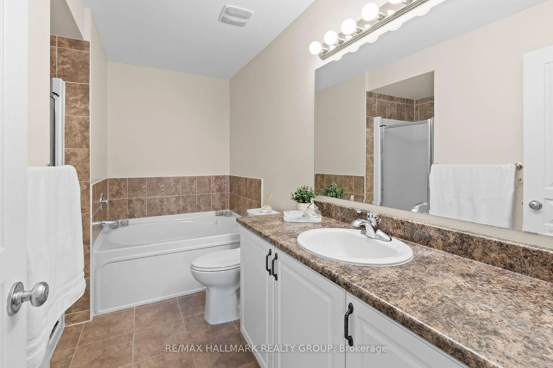 Photo 18 of 415 Sultan Street, Ottawa, Springridge/East Village — HOMEH