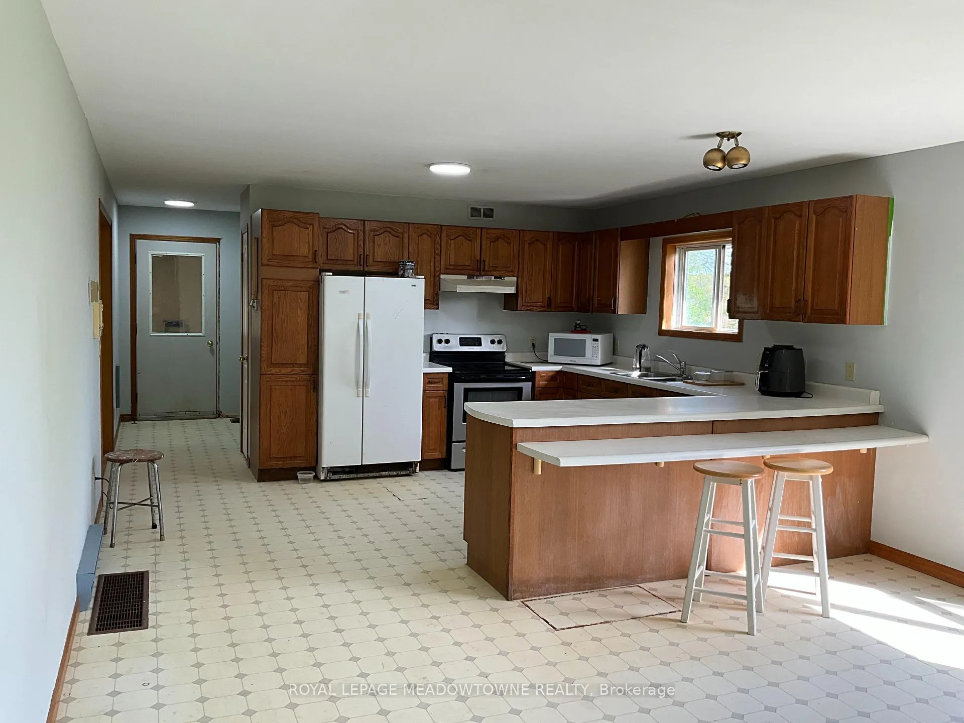 Photo 15 of 5167 Fifth Line, Erin, Rural Erin — HOMEH