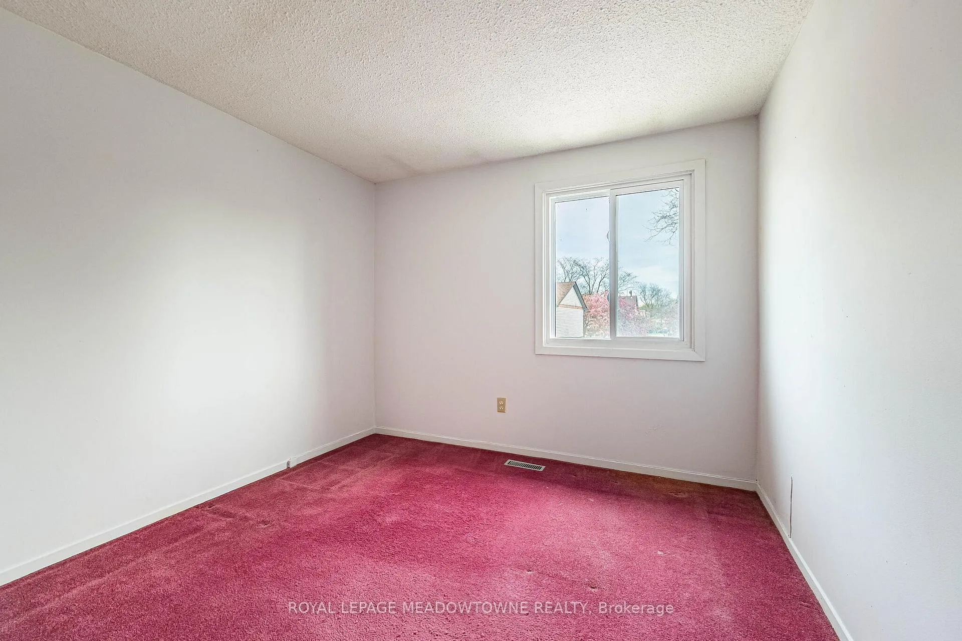 Photo 39 of Unit 34, 93 Hansen Road N, Brampton, Madoc — HOMEH