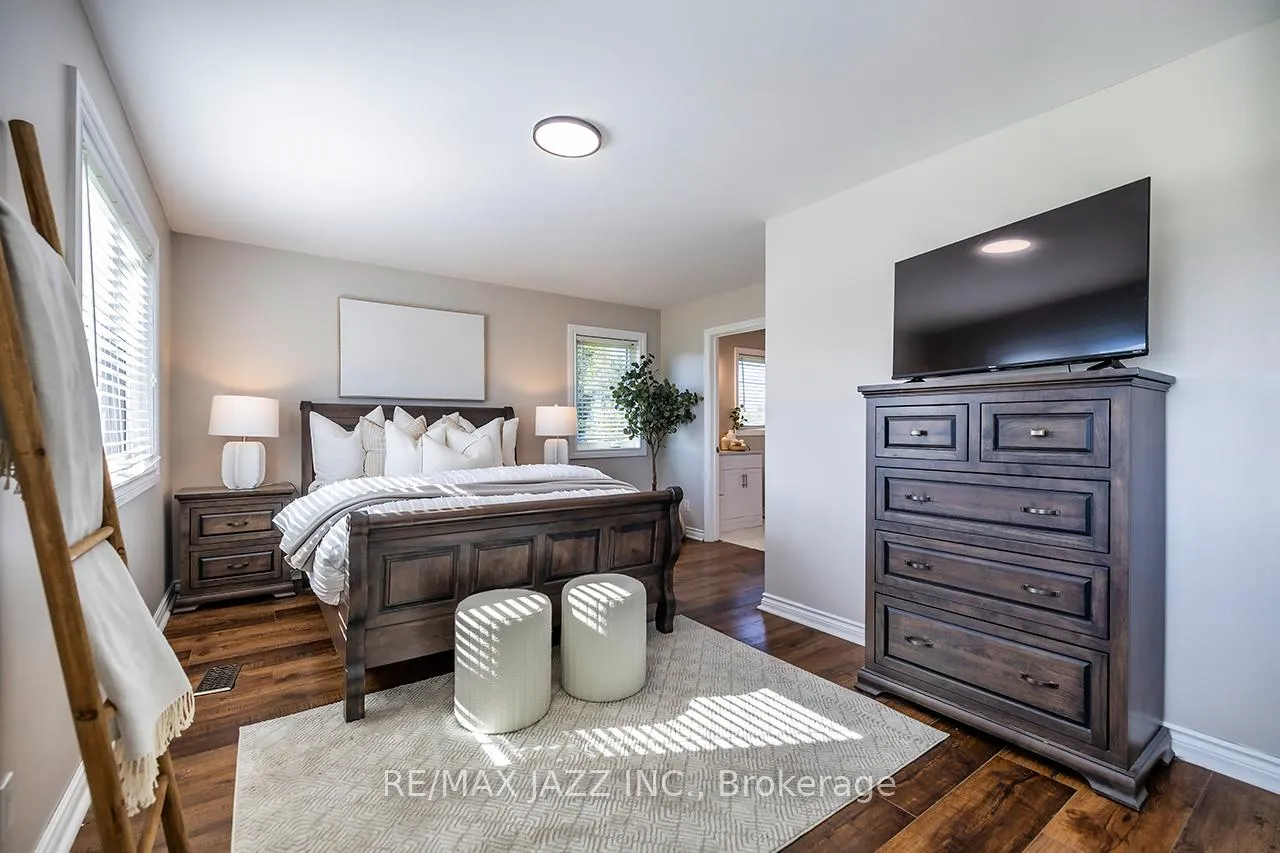 Photo 11 of 3 Royal Oak Road, Kawartha Lakes, Mariposa — HOMEH