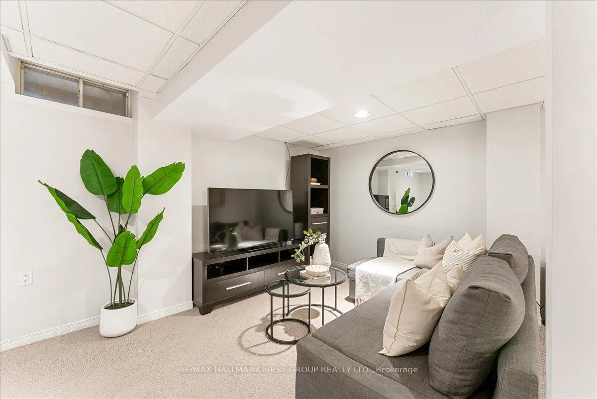 Photo 35 of 14 Rollo Drive, Ajax, South East — HOMEH