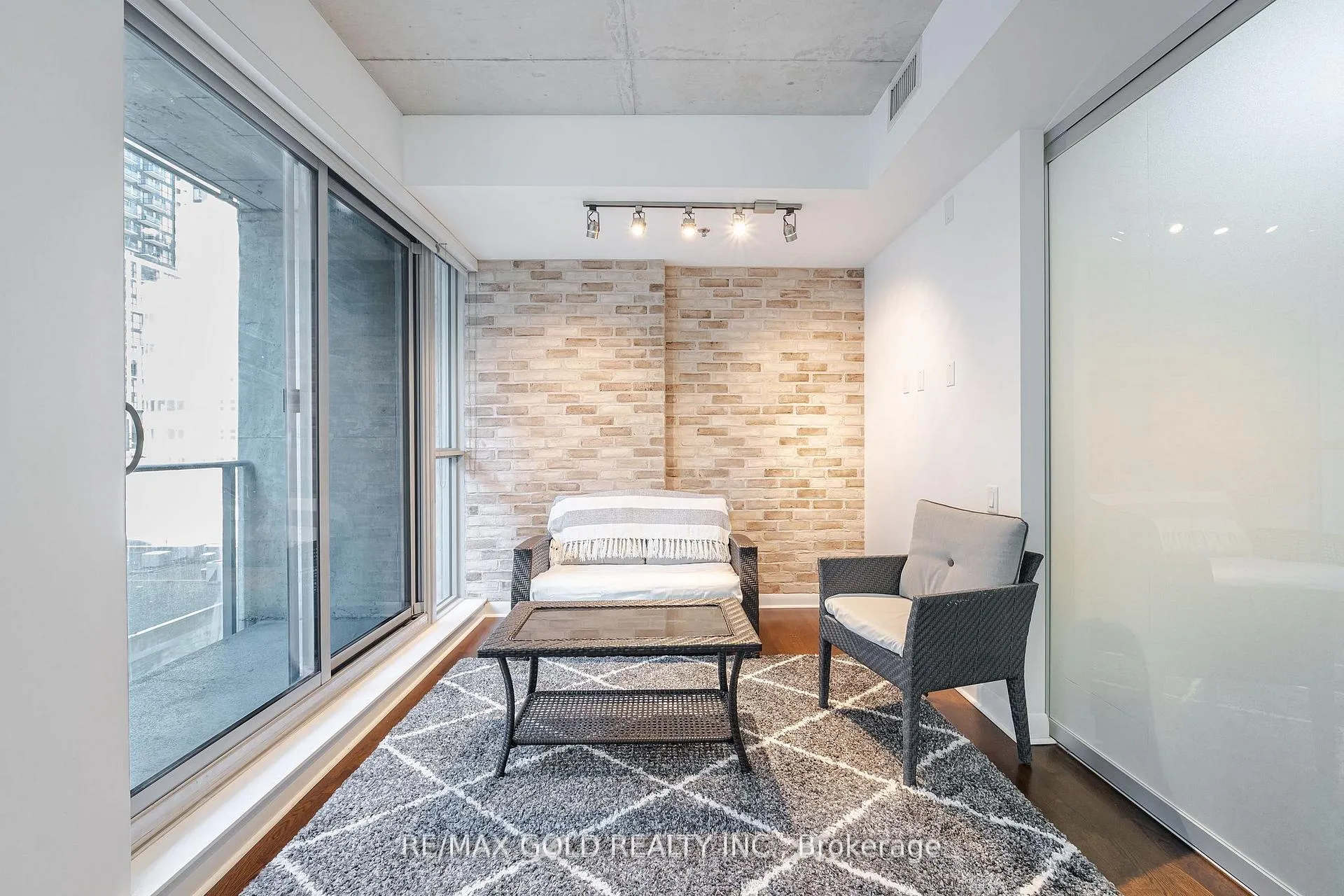 Photo 9 of Unit 508, 375 King Street W, Toronto, Waterfront Communities — HOMEH