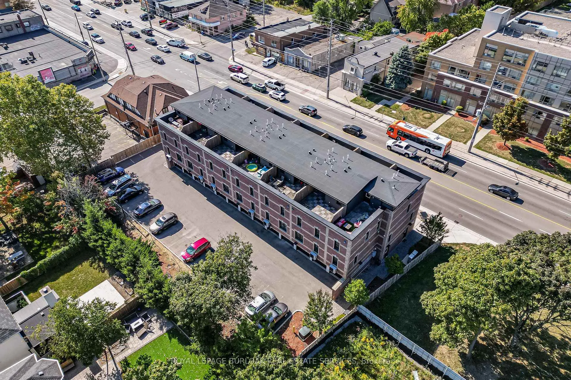 Photo of Unit 213, 760 Lakeshore Road E