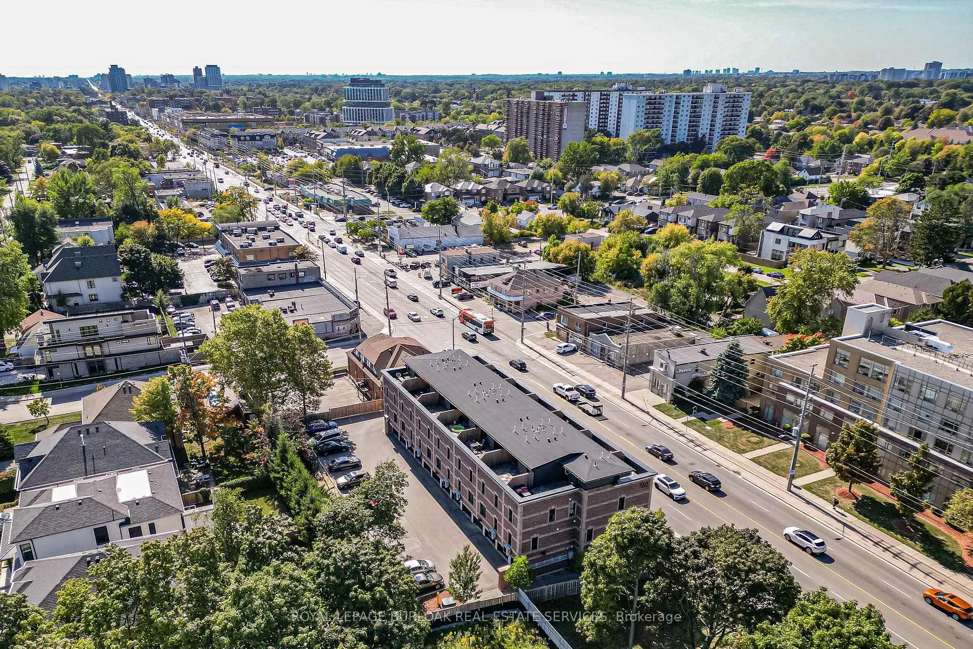 Photo 7 of Unit 213, 760 Lakeshore Road E, Mississauga, Lakeview — HOMEH