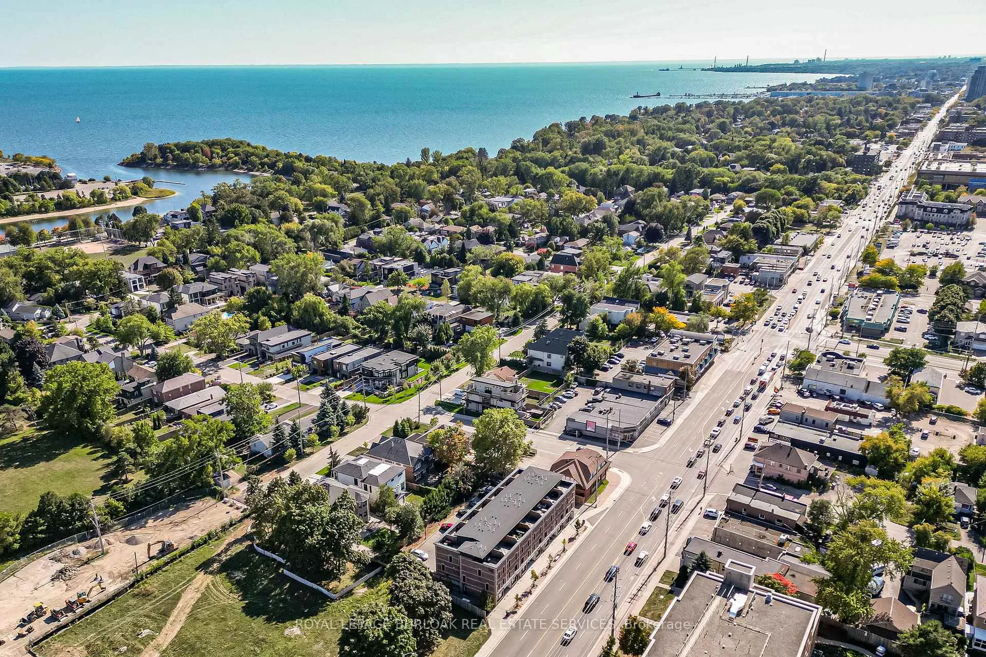 Photo 9 of Unit 213, 760 Lakeshore Road E, Mississauga, Lakeview — HOMEH