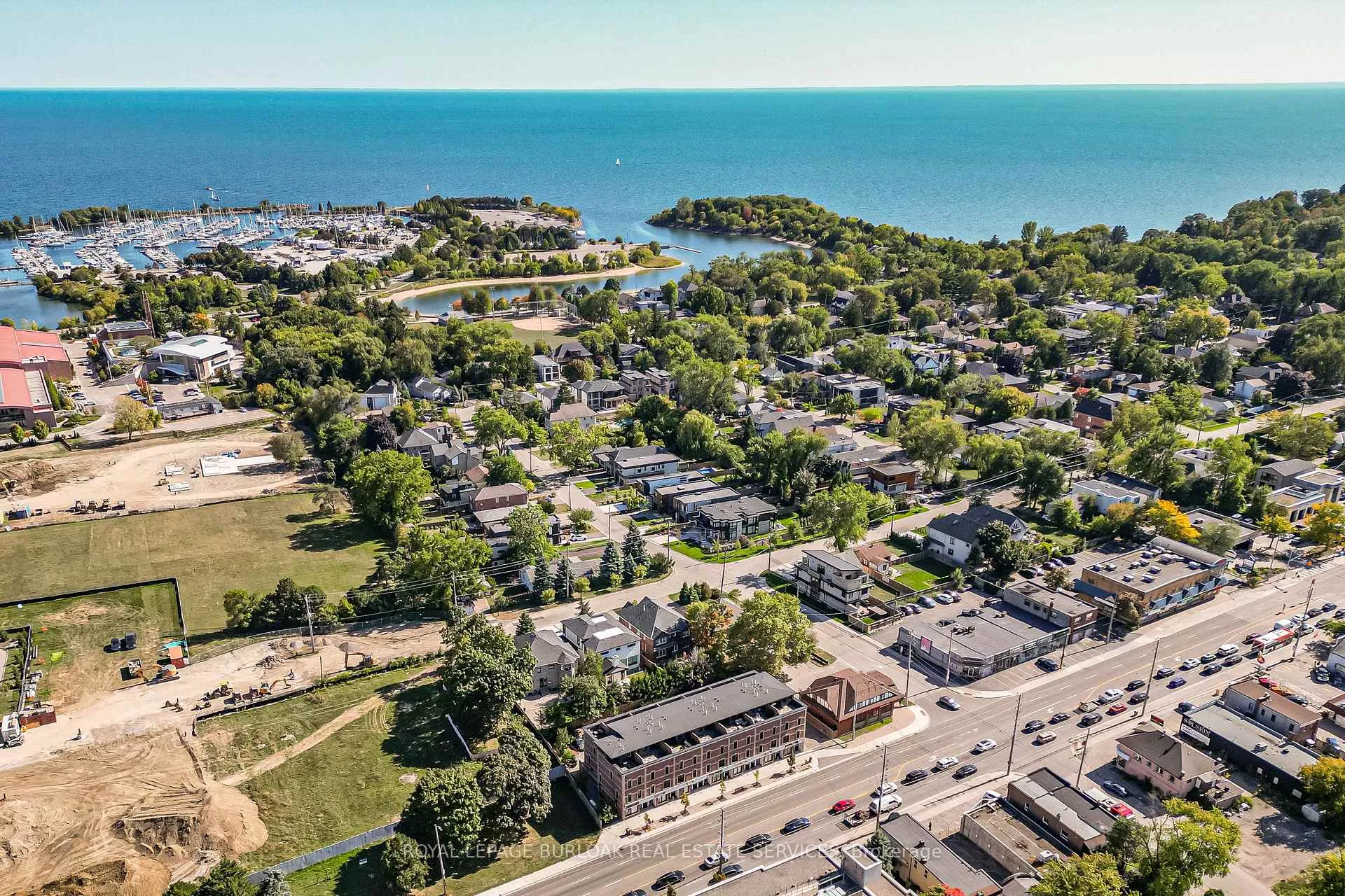 Photo 10 of Unit 213, 760 Lakeshore Road E, Mississauga, Lakeview — HOMEH