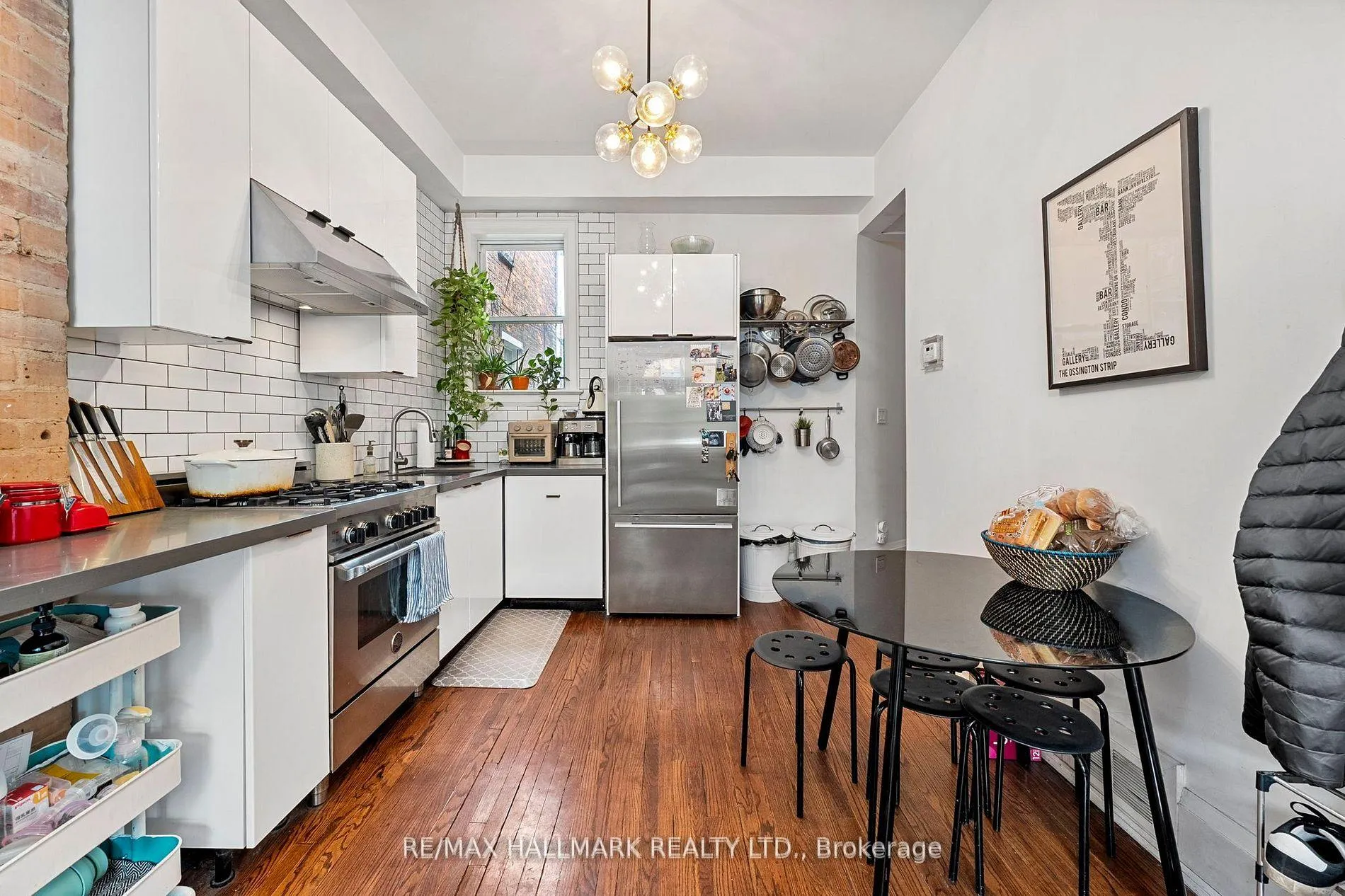 Photo 7 of Unit 2, 261 Ossington Avenue, Toronto, Trinity-Bellwoods — HOMEH