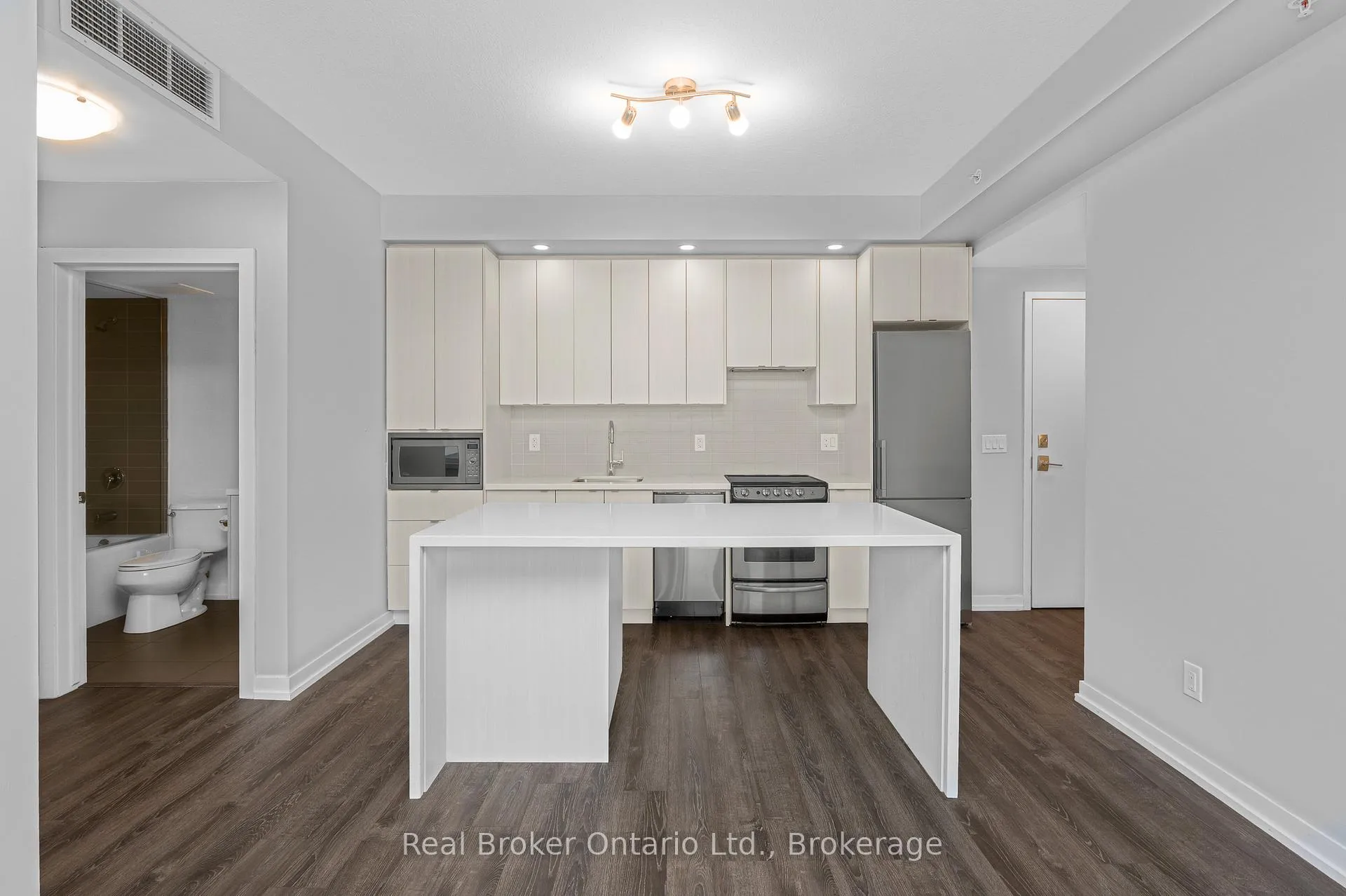 Photo 14 of Unit 302, 457 Plains Road E, Burlington, LaSalle — HOMEH
