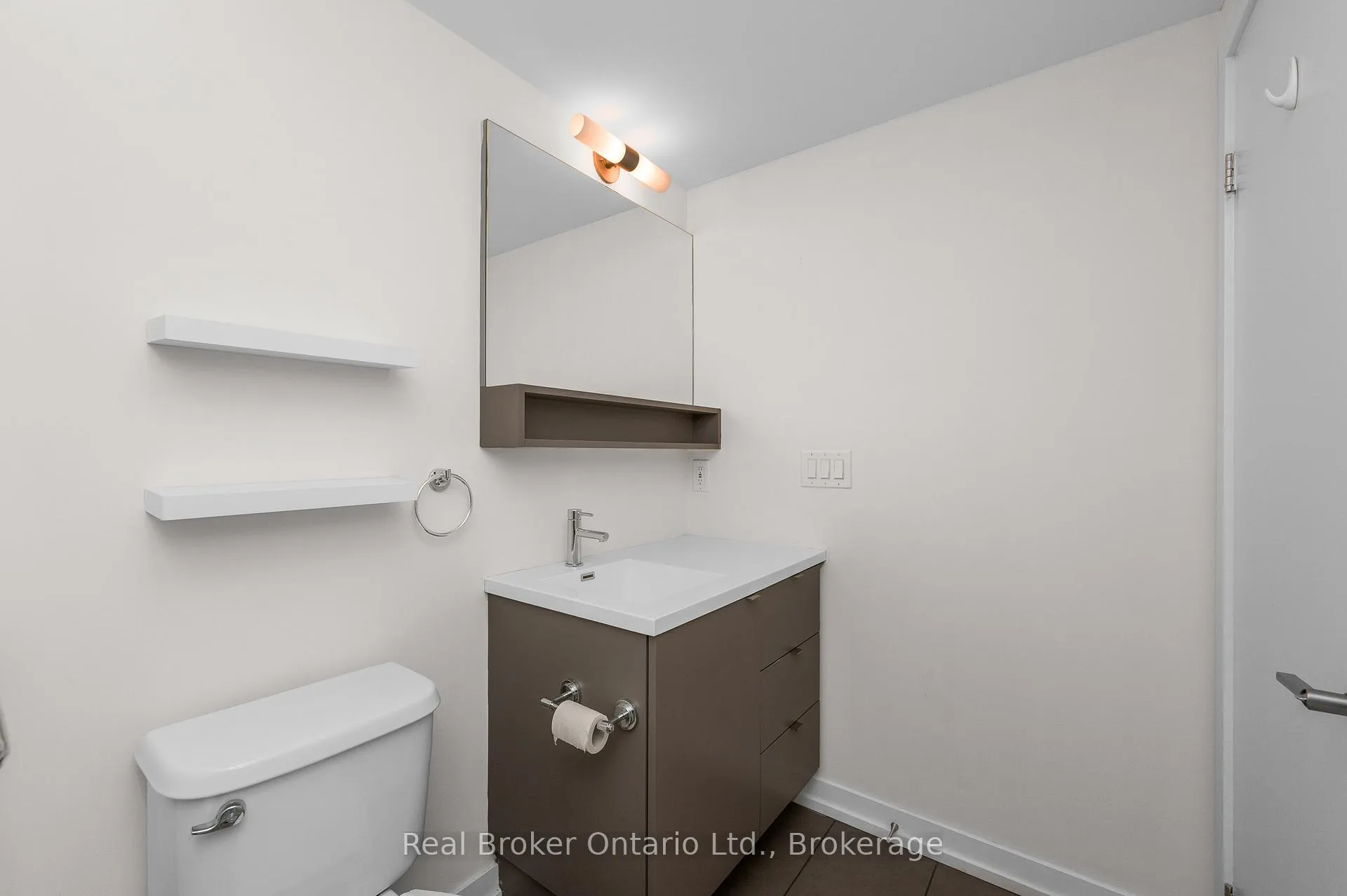 Photo 22 of Unit 302, 457 Plains Road E, Burlington, LaSalle — HOMEH
