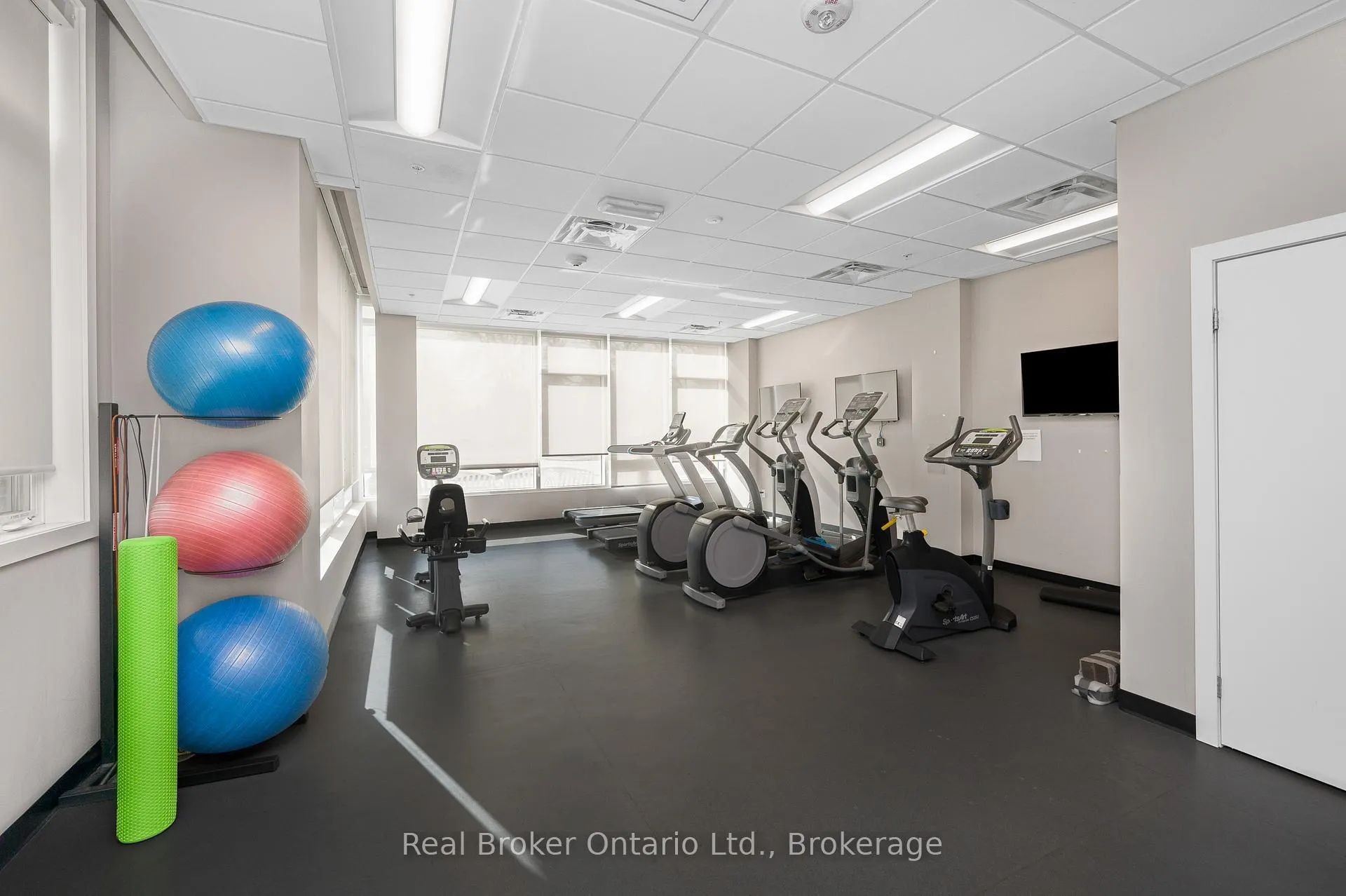 Photo 31 of Unit 302, 457 Plains Road E, Burlington, LaSalle — HOMEH
