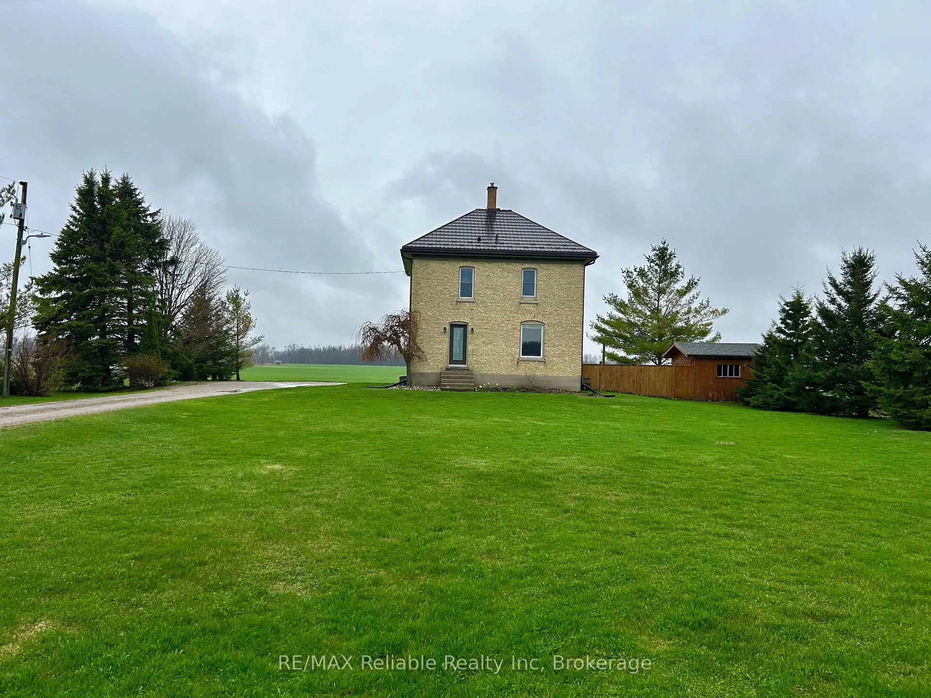 Photo 1 of 43497 Winthrop Road, Huron East, McKillop — HOMEH