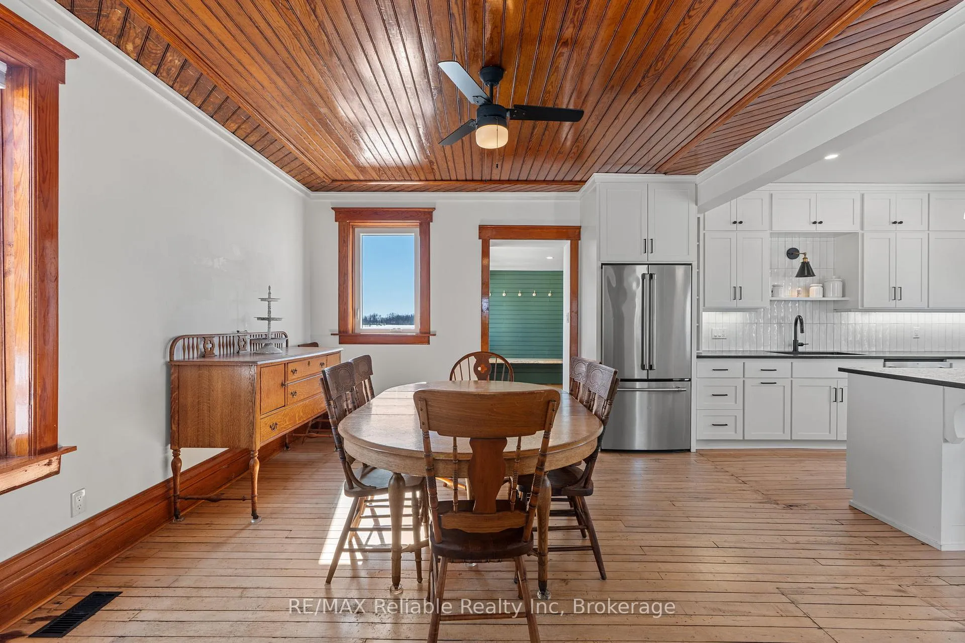 Photo 12 of 43497 Winthrop Road, Huron East, McKillop — HOMEH