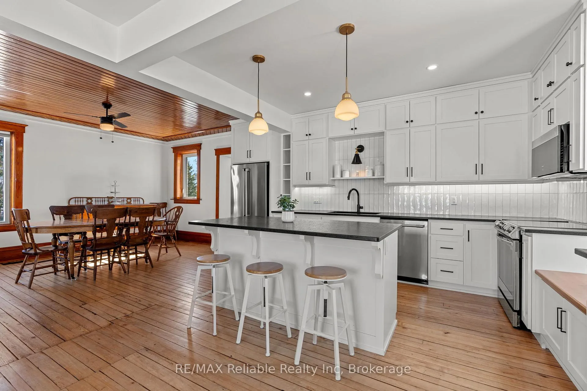 Photo 18 of 43497 Winthrop Road, Huron East, McKillop — HOMEH