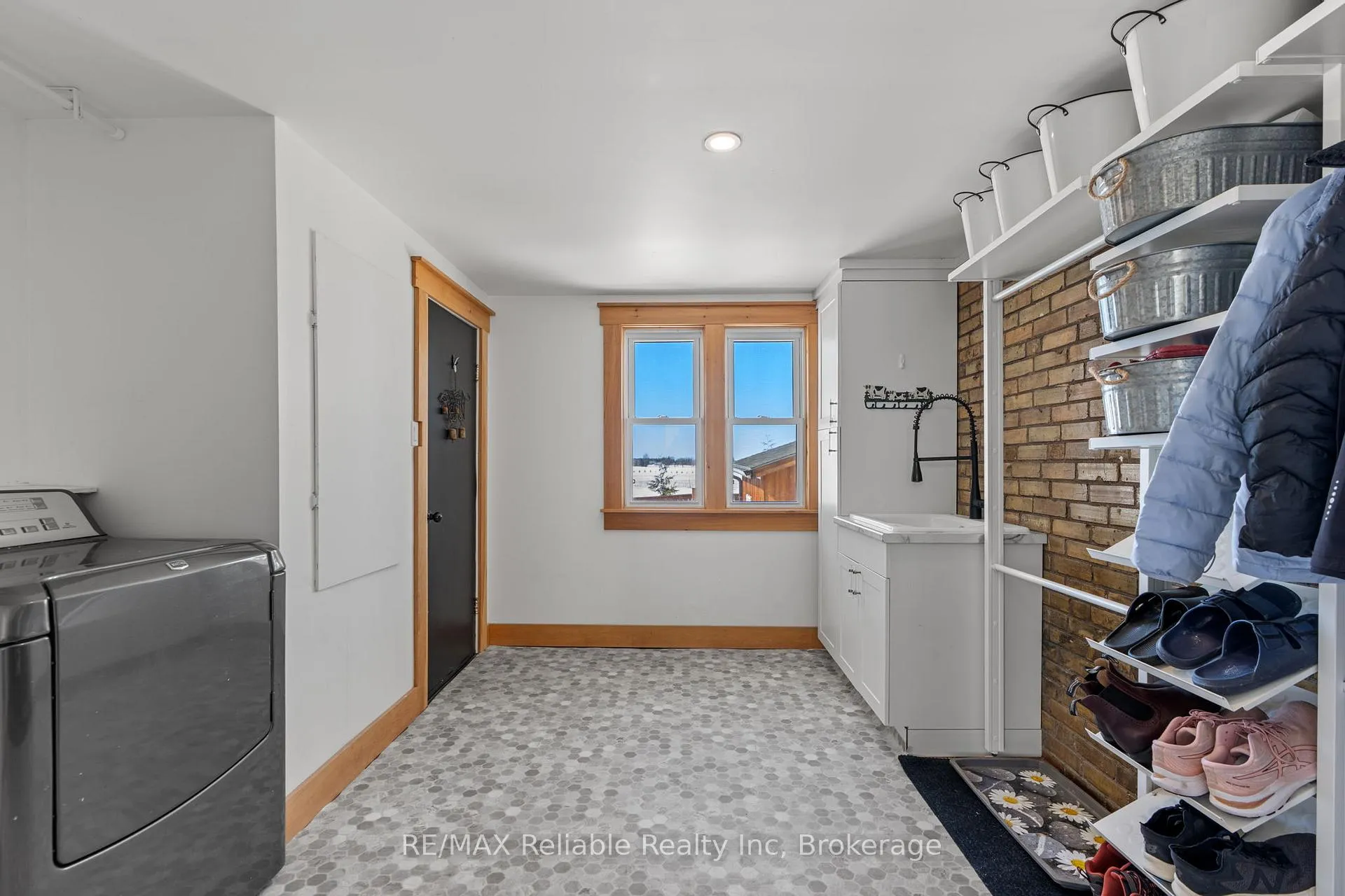 Photo 25 of 43497 Winthrop Road, Huron East, McKillop — HOMEH