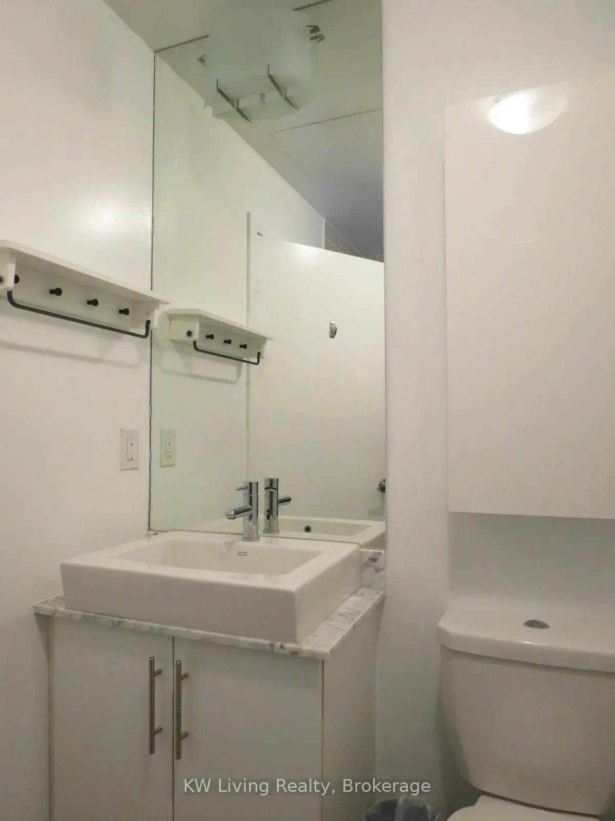 Photo 14 of Unit 4203, 65 Bremner Boulevard, Toronto, Waterfront Communities — HOMEH