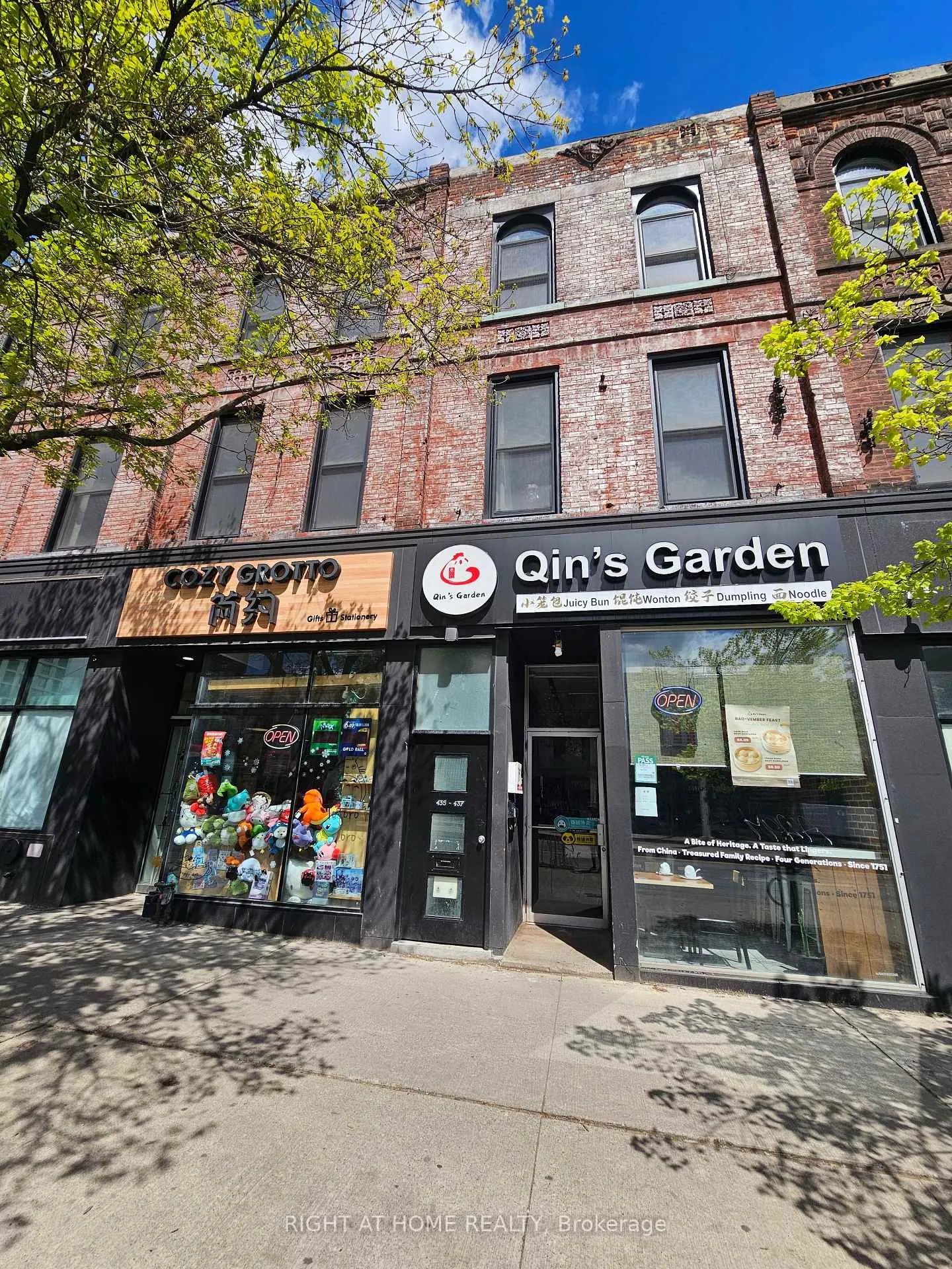 Photo 28 of Unit 3, 437 Spadina Avenue, Toronto, Kensington-Chinatown — HOMEH
