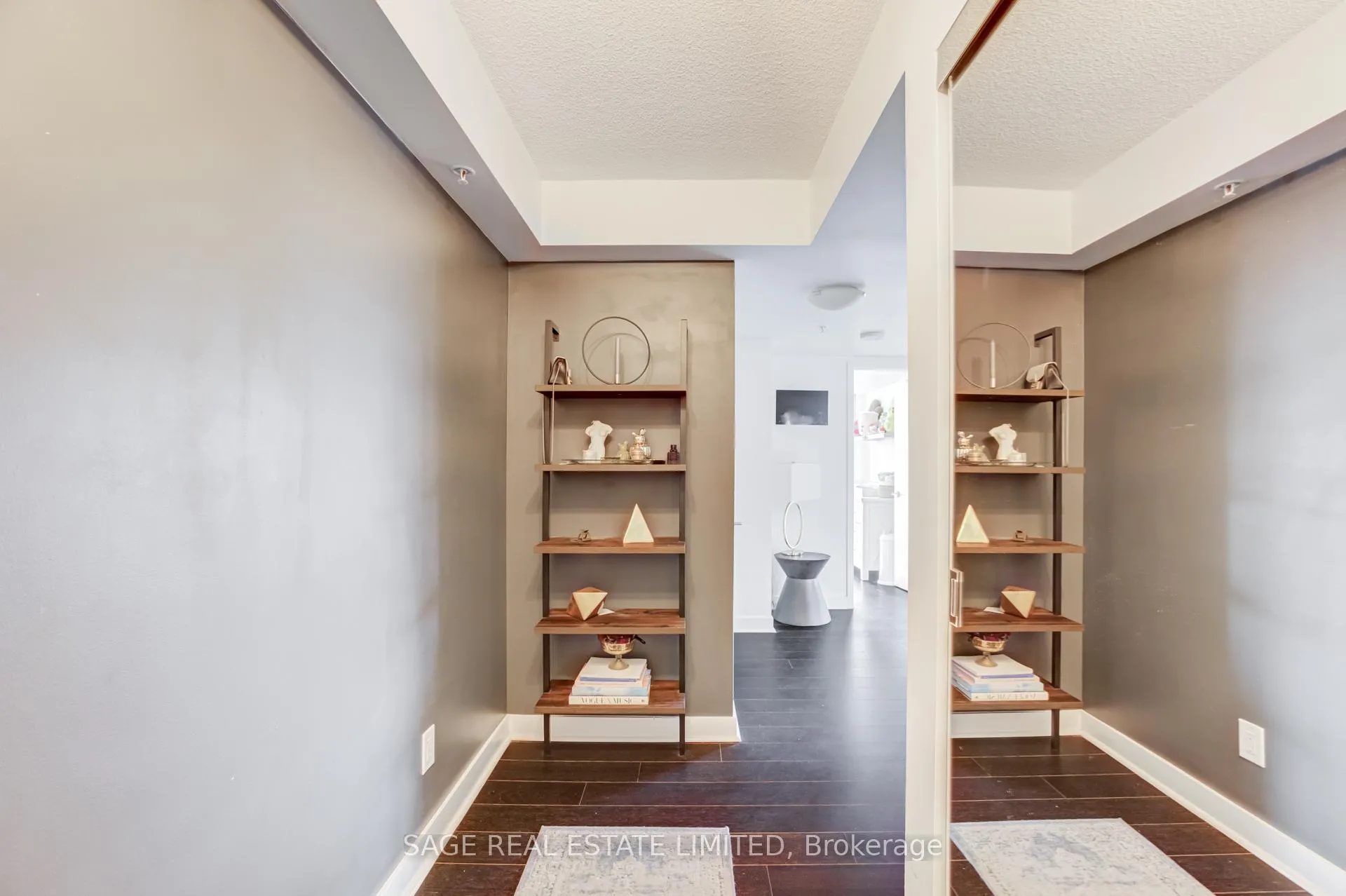 Photo 3 of Unit 1504, 295 Adelaide Street W, Toronto, Waterfront Communities — HOMEH