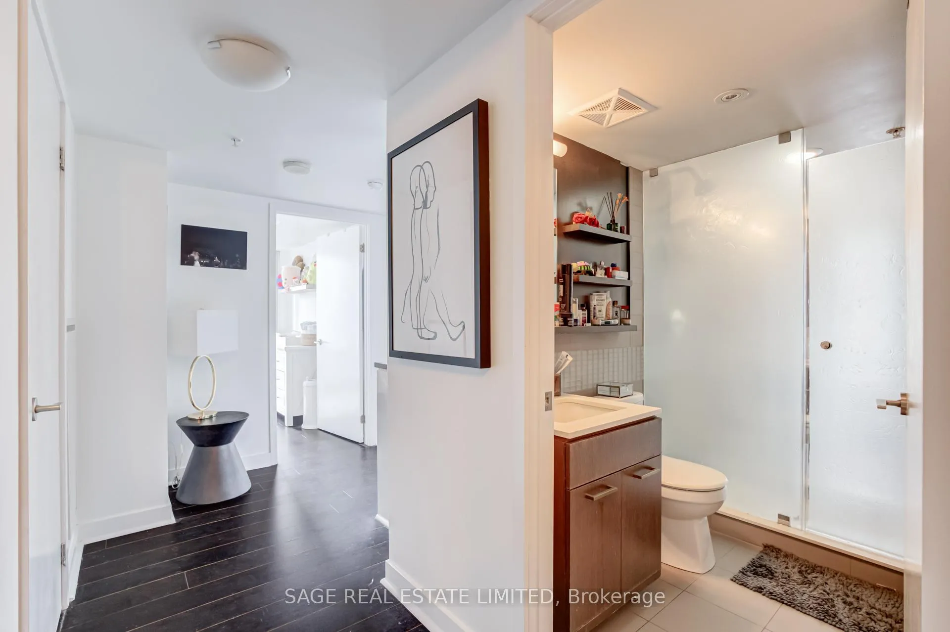 Photo 5 of Unit 1504, 295 Adelaide Street W, Toronto, Waterfront Communities — HOMEH