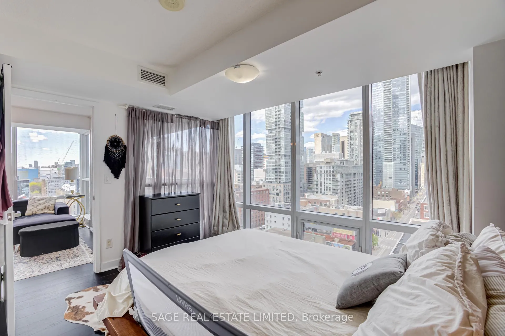 Photo 13 of Unit 1504, 295 Adelaide Street W, Toronto, Waterfront Communities — HOMEH