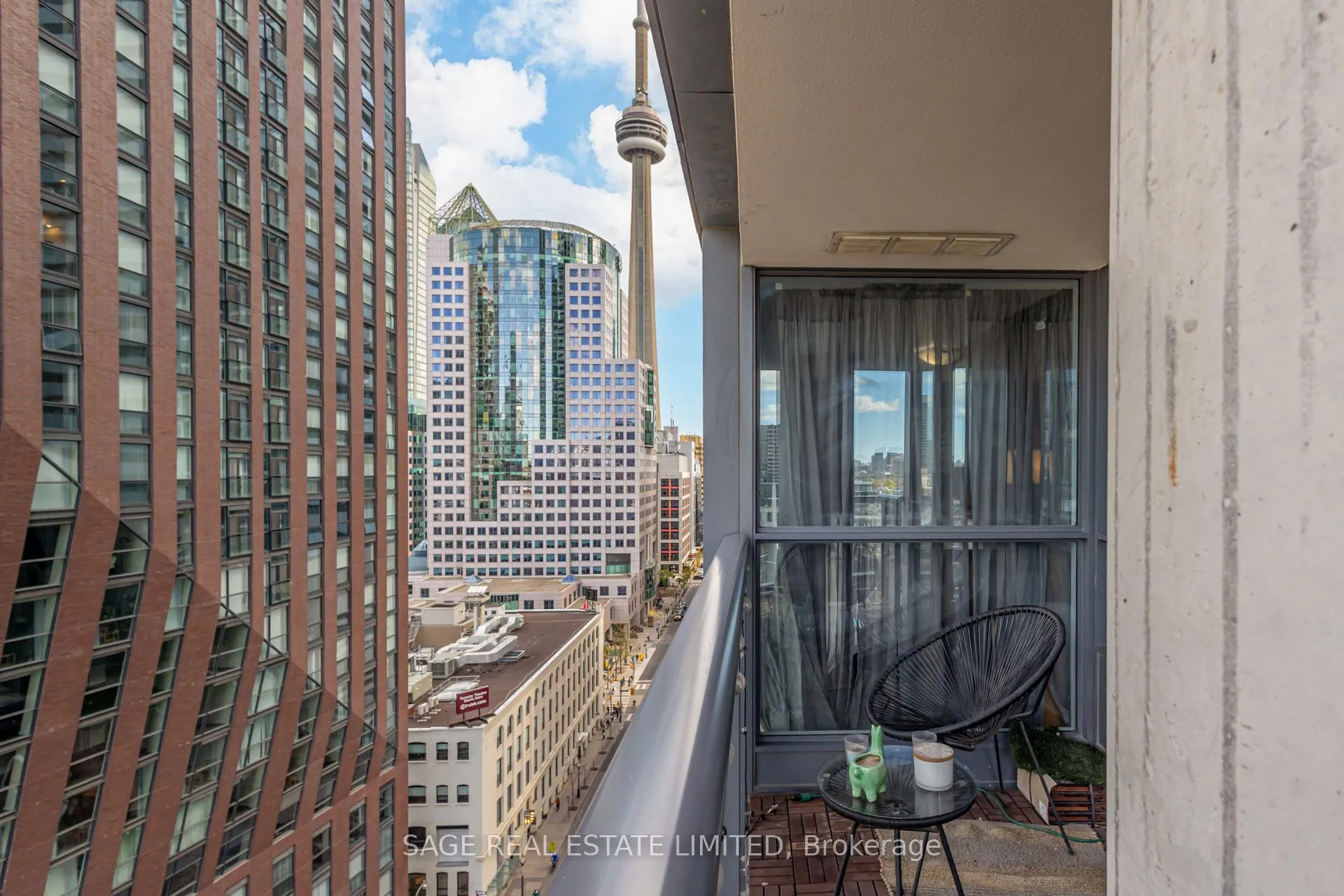 Photo 19 of Unit 1504, 295 Adelaide Street W, Toronto, Waterfront Communities — HOMEH