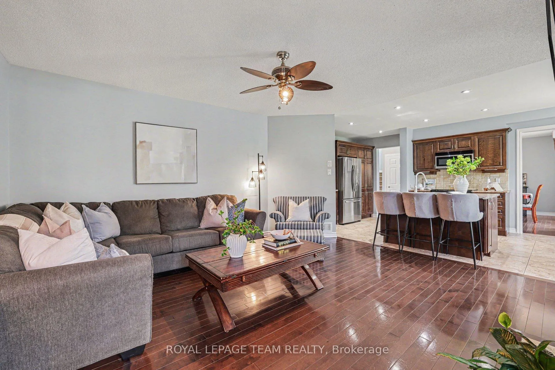 Photo 15 of 77 Chanonhouse Drive, Ottawa, Richmond — HOMEH