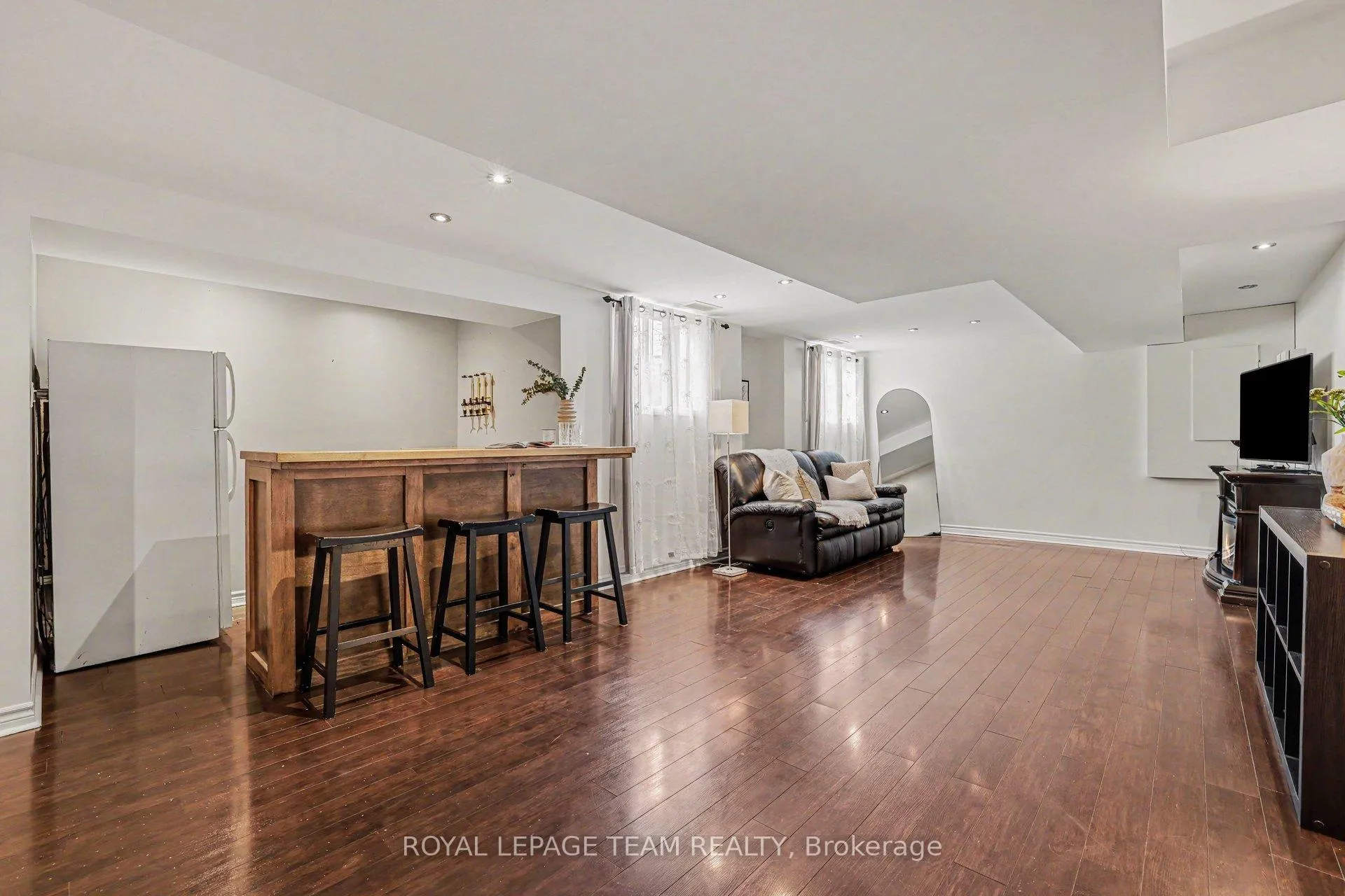 Photo 32 of 77 Chanonhouse Drive, Ottawa, Richmond — HOMEH