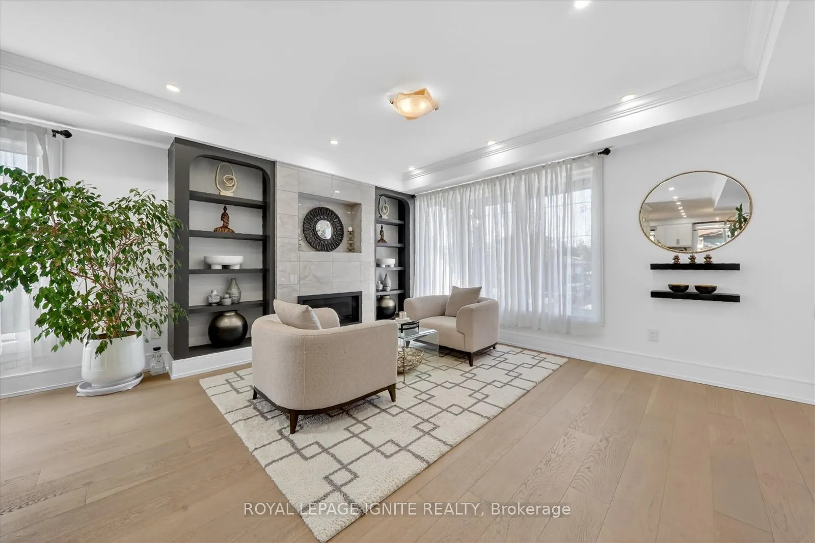 Photo 7 of 958 Mink Street, Pickering, West Shore — HOMEH