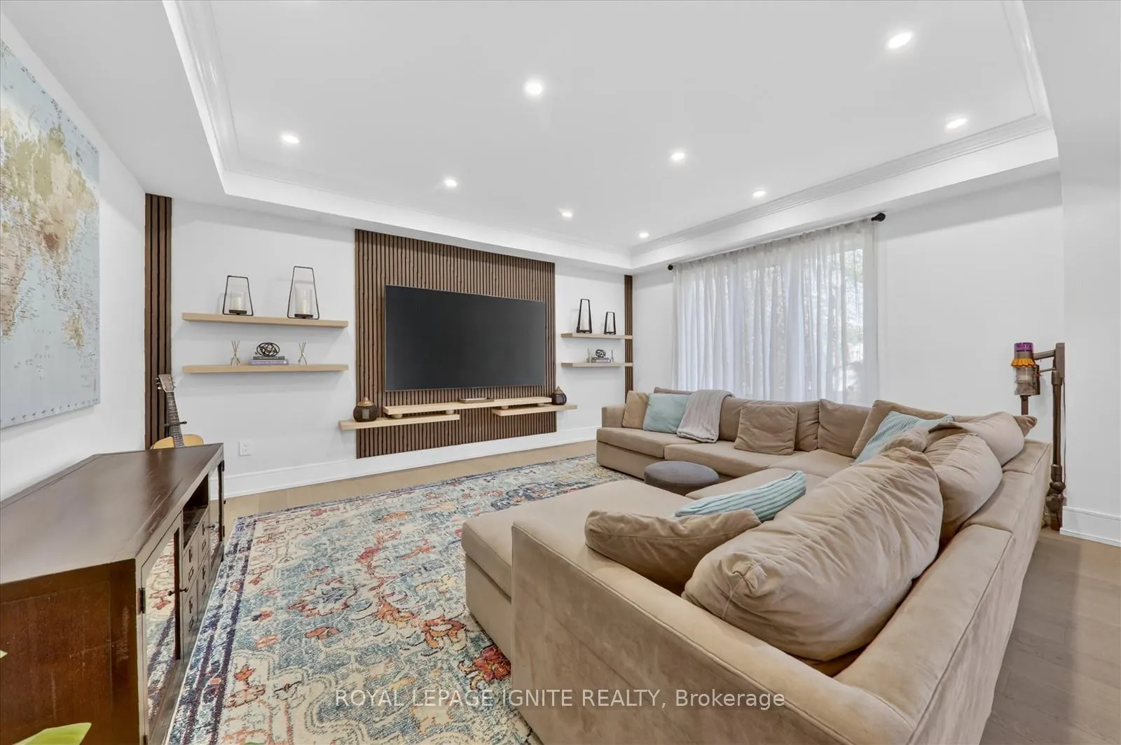 Photo 15 of 958 Mink Street, Pickering, West Shore — HOMEH