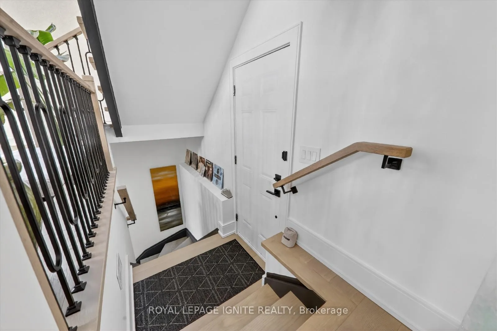 Photo 18 of 958 Mink Street, Pickering, West Shore — HOMEH