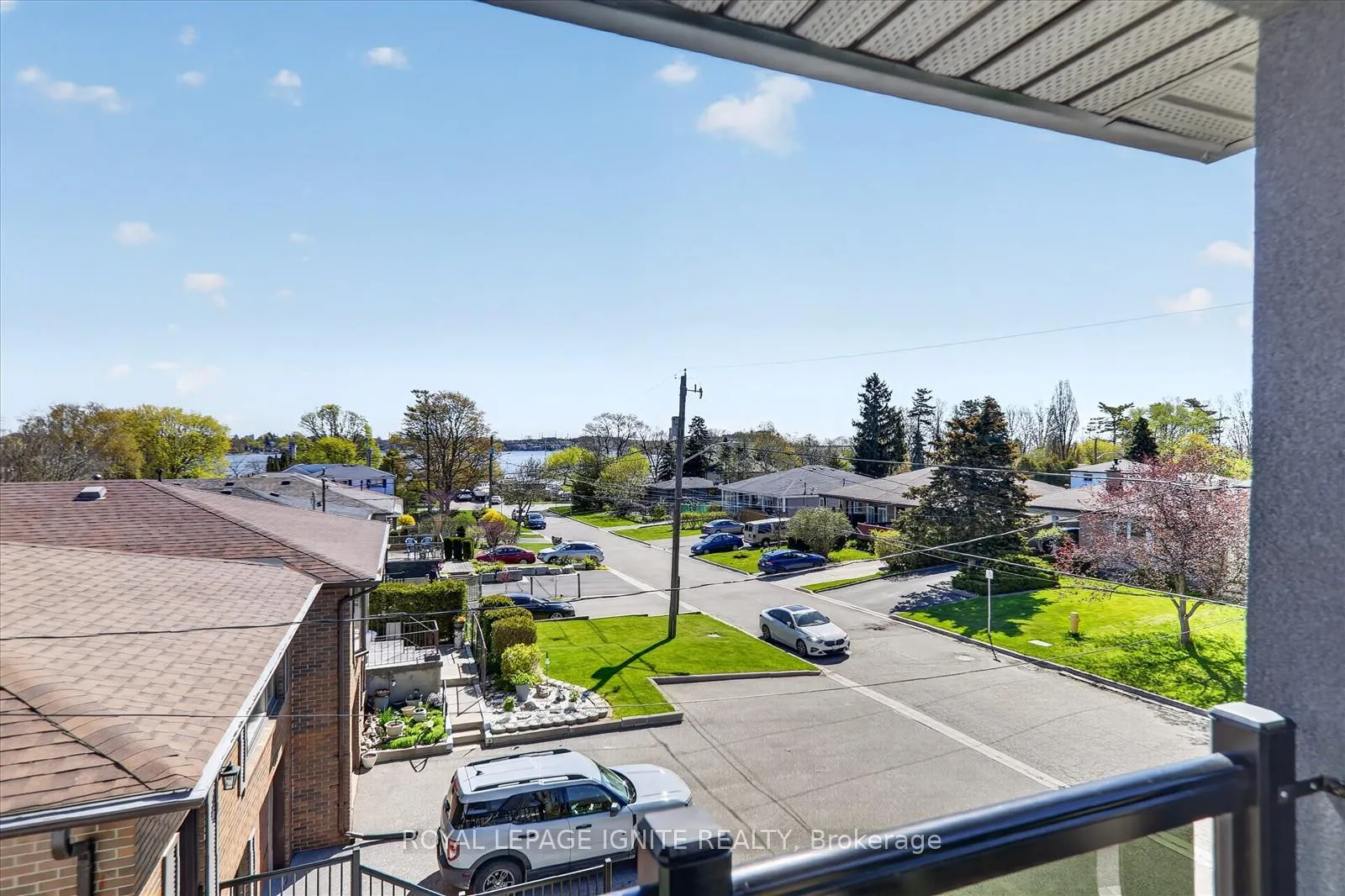 Photo 23 of 958 Mink Street, Pickering, West Shore — HOMEH