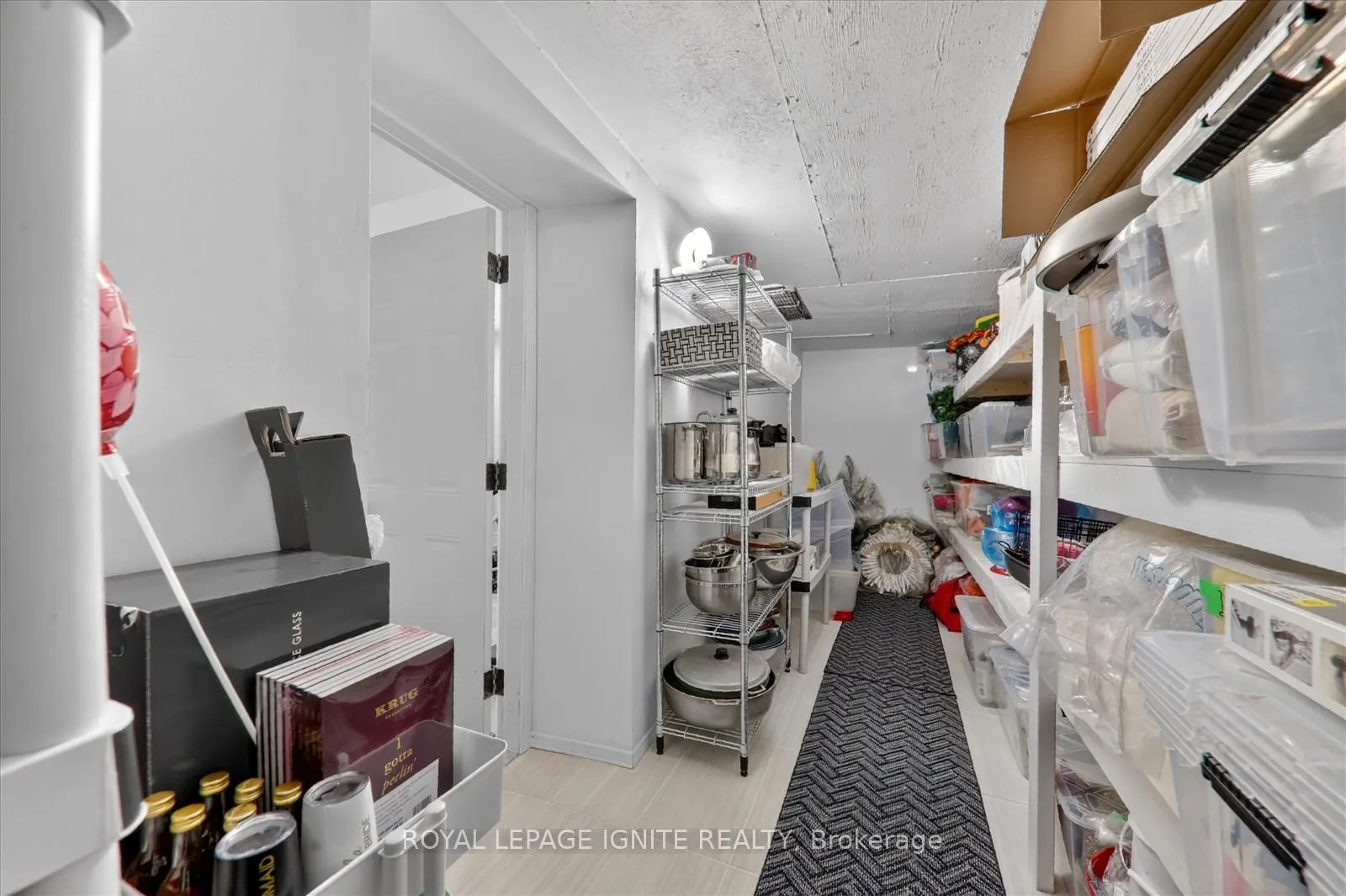 Photo 38 of 958 Mink Street, Pickering, West Shore — HOMEH