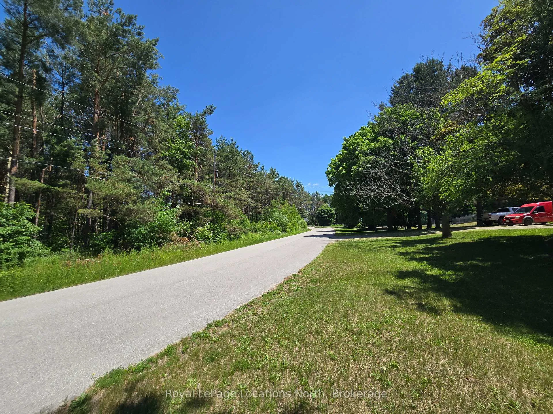 Photo 13 of 8 Jonathan Court, Clearview, Stayner — HOMEH
