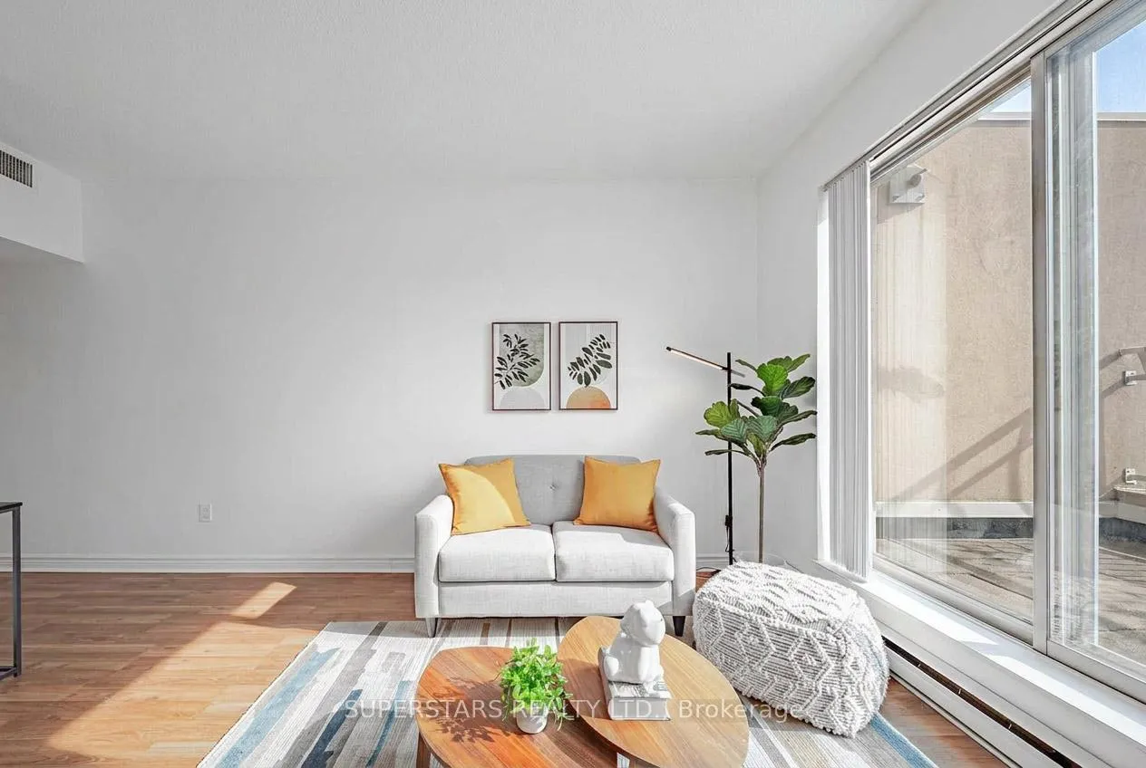 Photo 2 of Unit PH16, 65 Scadding Avenue, Toronto, Waterfront Communities — HOMEH