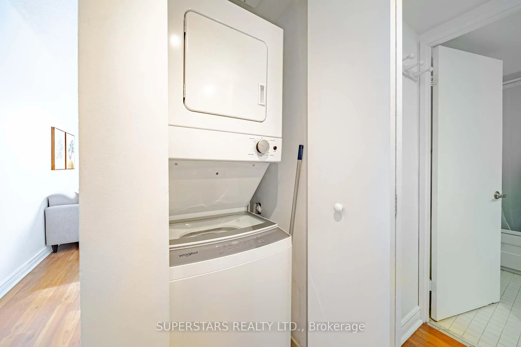 Photo 12 of Unit PH16, 65 Scadding Avenue, Toronto, Waterfront Communities — HOMEH