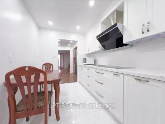 Photo 2 of Unit Upper A, 86 Puma Drive, Scarborough, L'Amoreaux — HOMEH