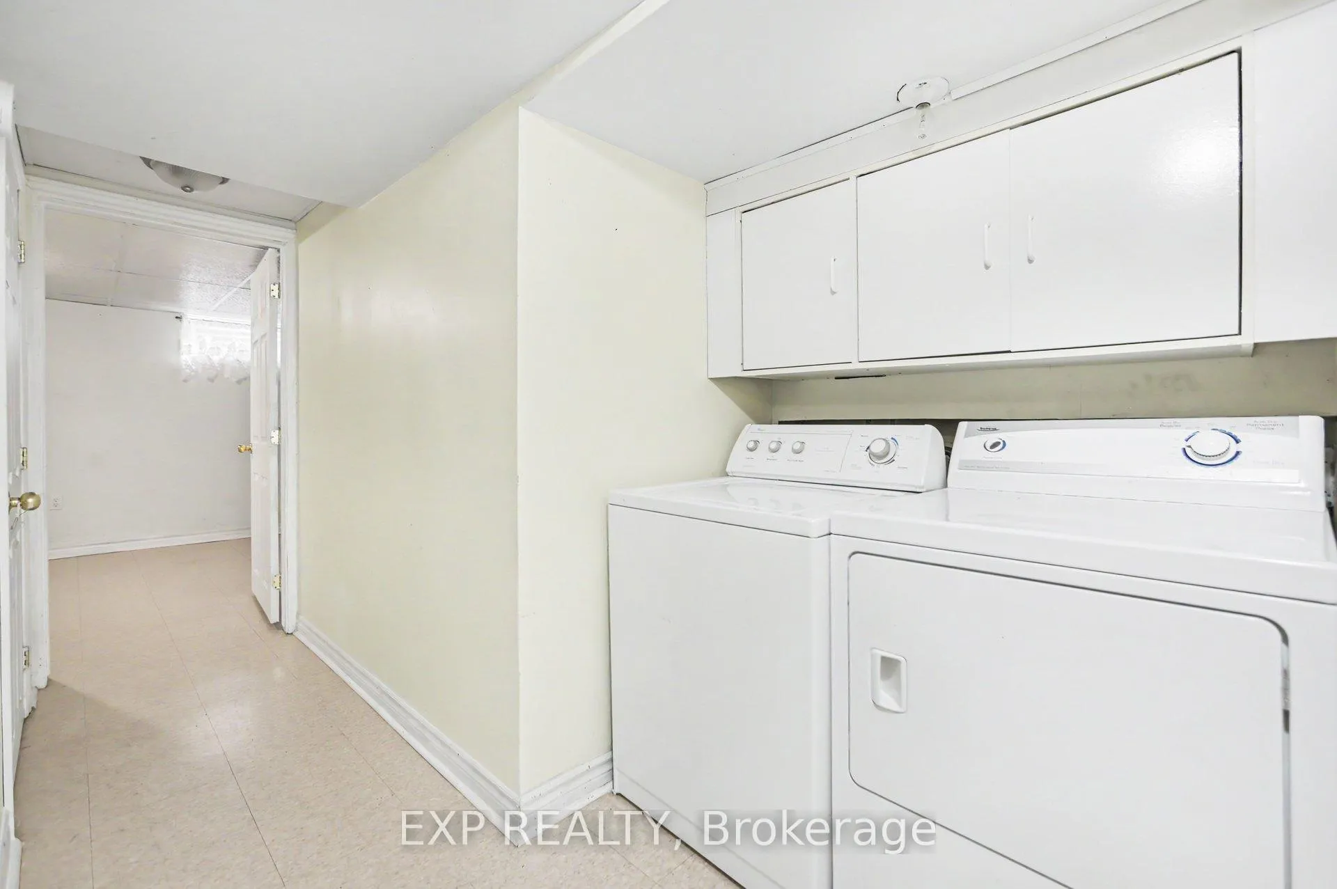 Photo 25 of 61 Monterey Drive, Ottawa, Leslie Park — HOMEH