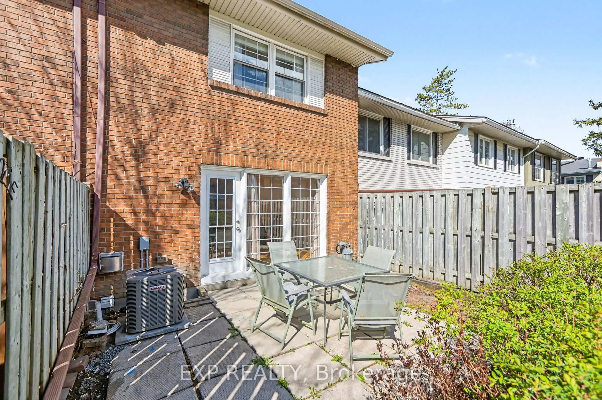 Photo 27 of 61 Monterey Drive, Ottawa, Leslie Park — HOMEH