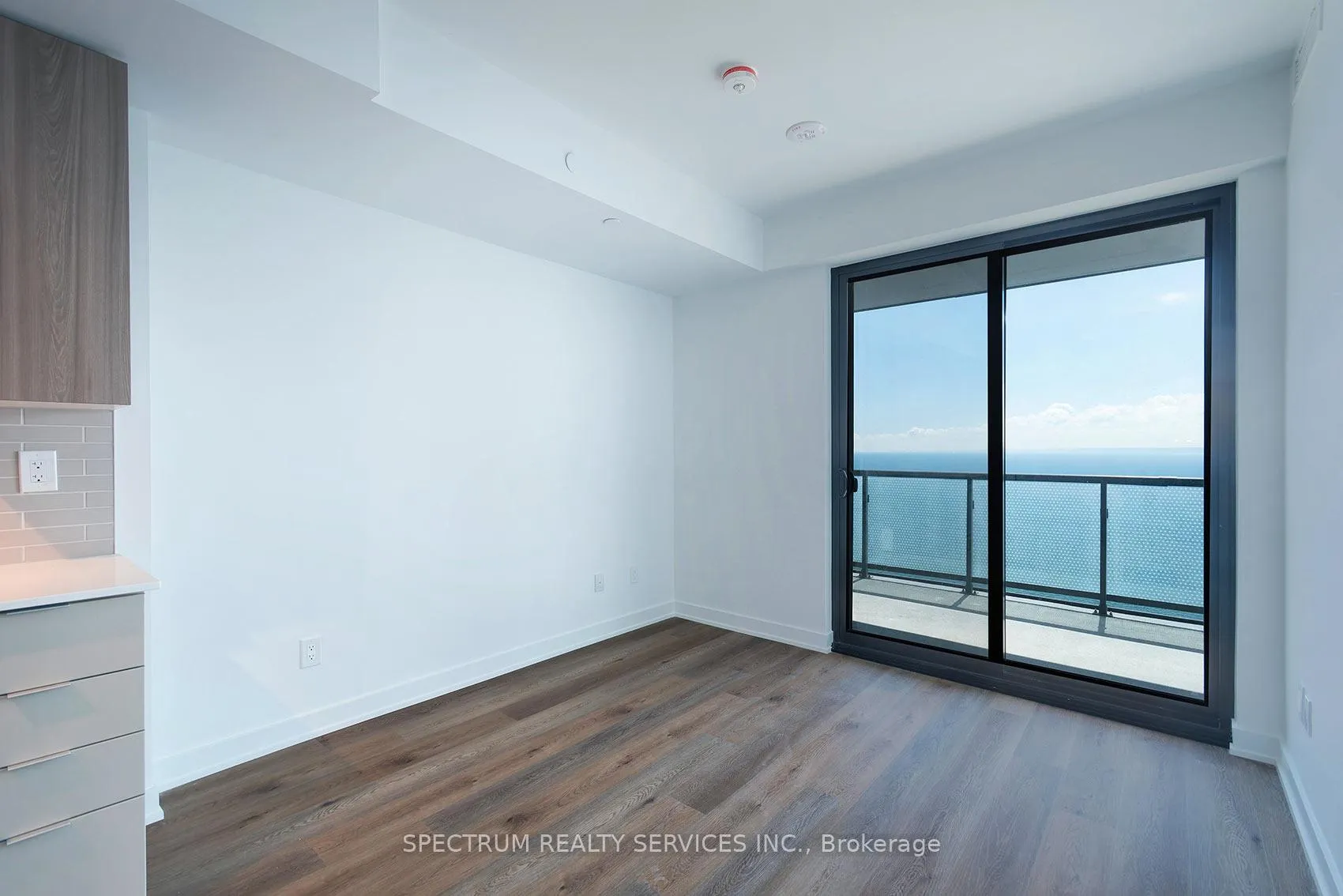 Photo 10 of Unit 1706, 2075 Lakeshore Road, Burlington, Brant — HOMEH